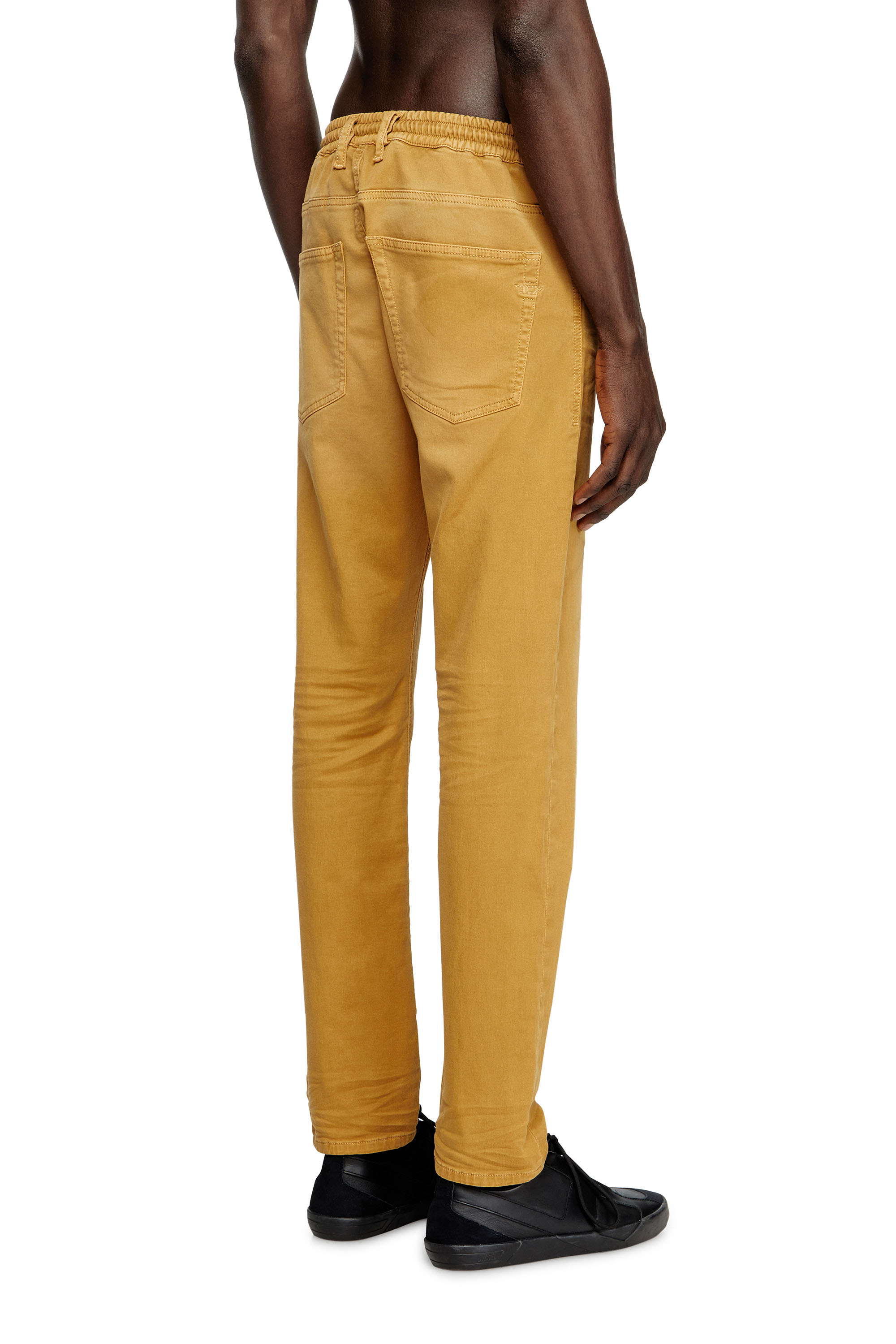 Diesel - Male's Regular 2032 D-Krooley Joggjeans® 0670M, ライトブラウン - 4