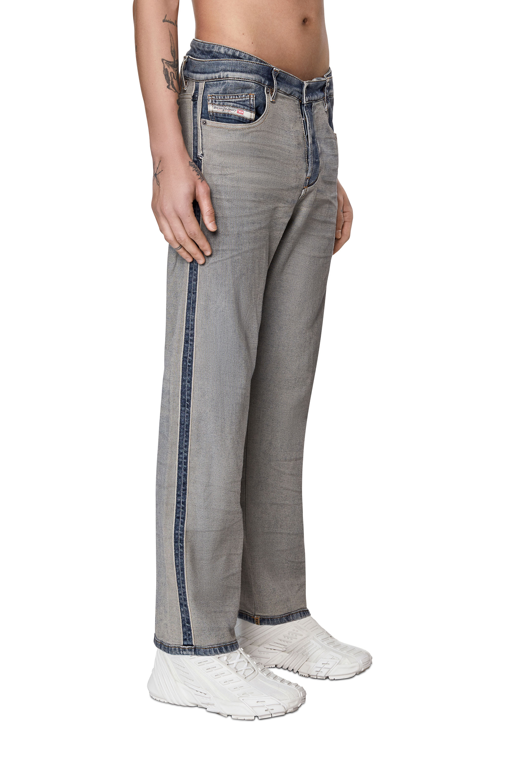 2020 D-VIKER 09C82 A0580709C82 ストレート(MEN)|DIESEL(ディーゼル 