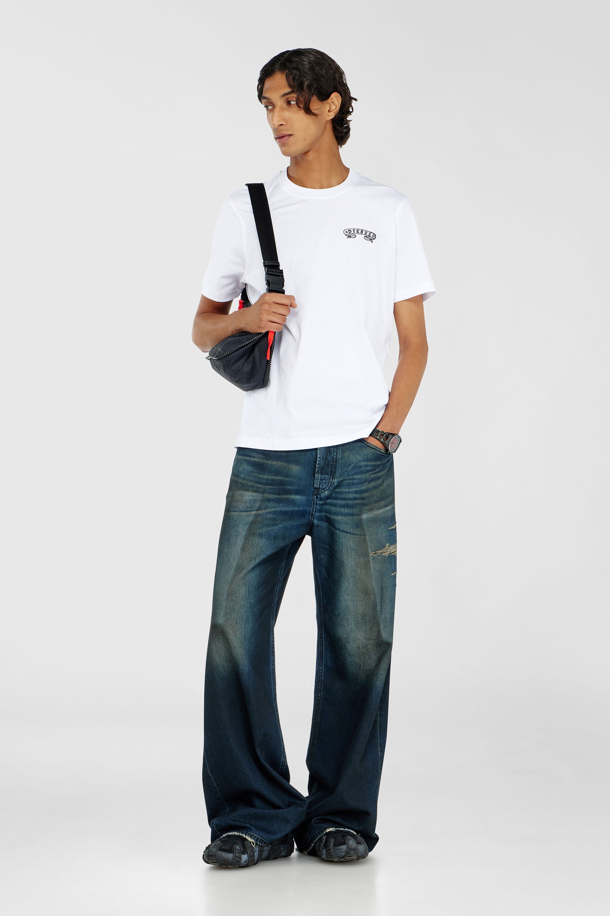 Diesel - T-ADJUST-AA9, Male's Tシャツ in ホワイト - 1