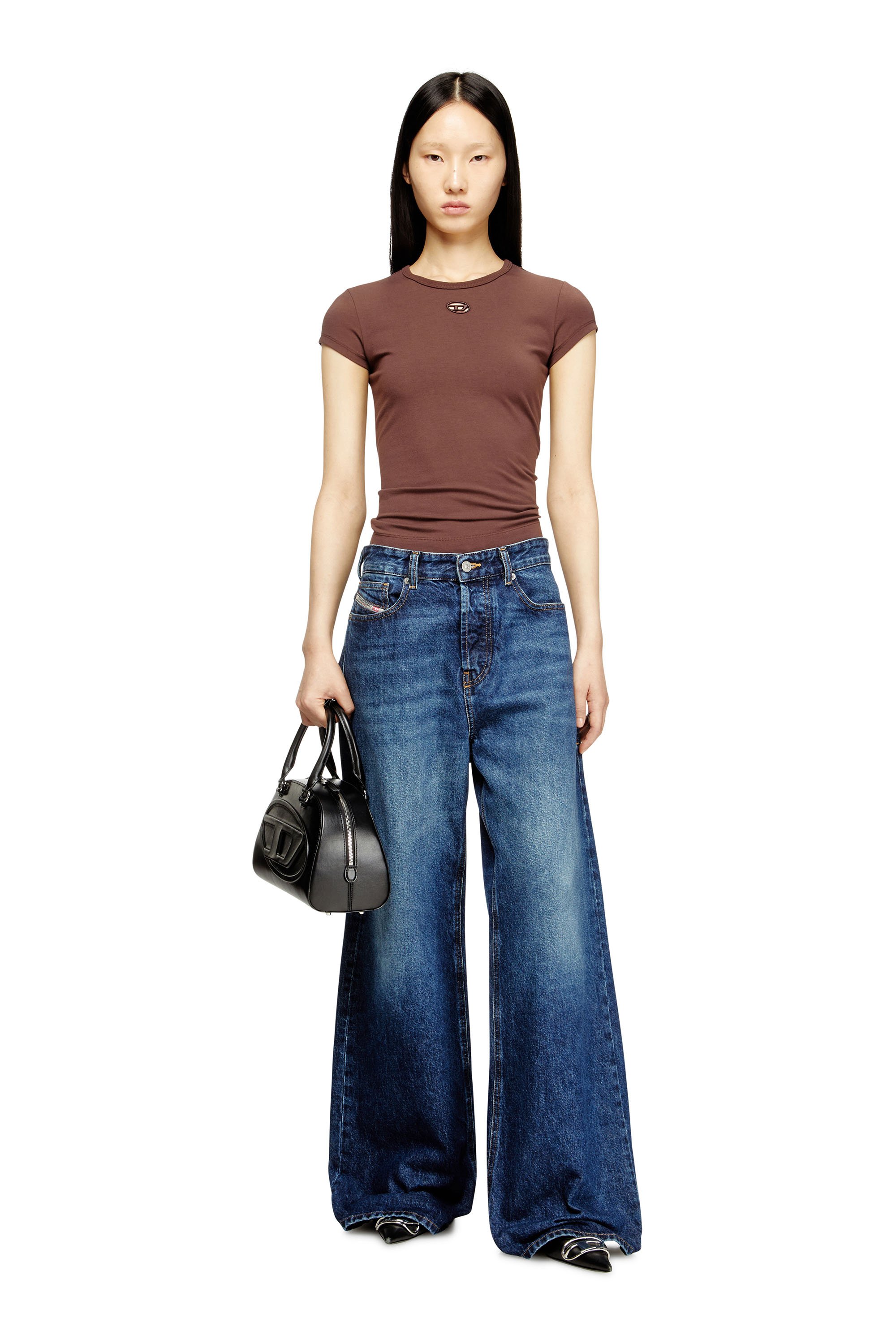 Diesel - T-ANGIE-OD, Female's 半袖トップ in ブラウン - 2