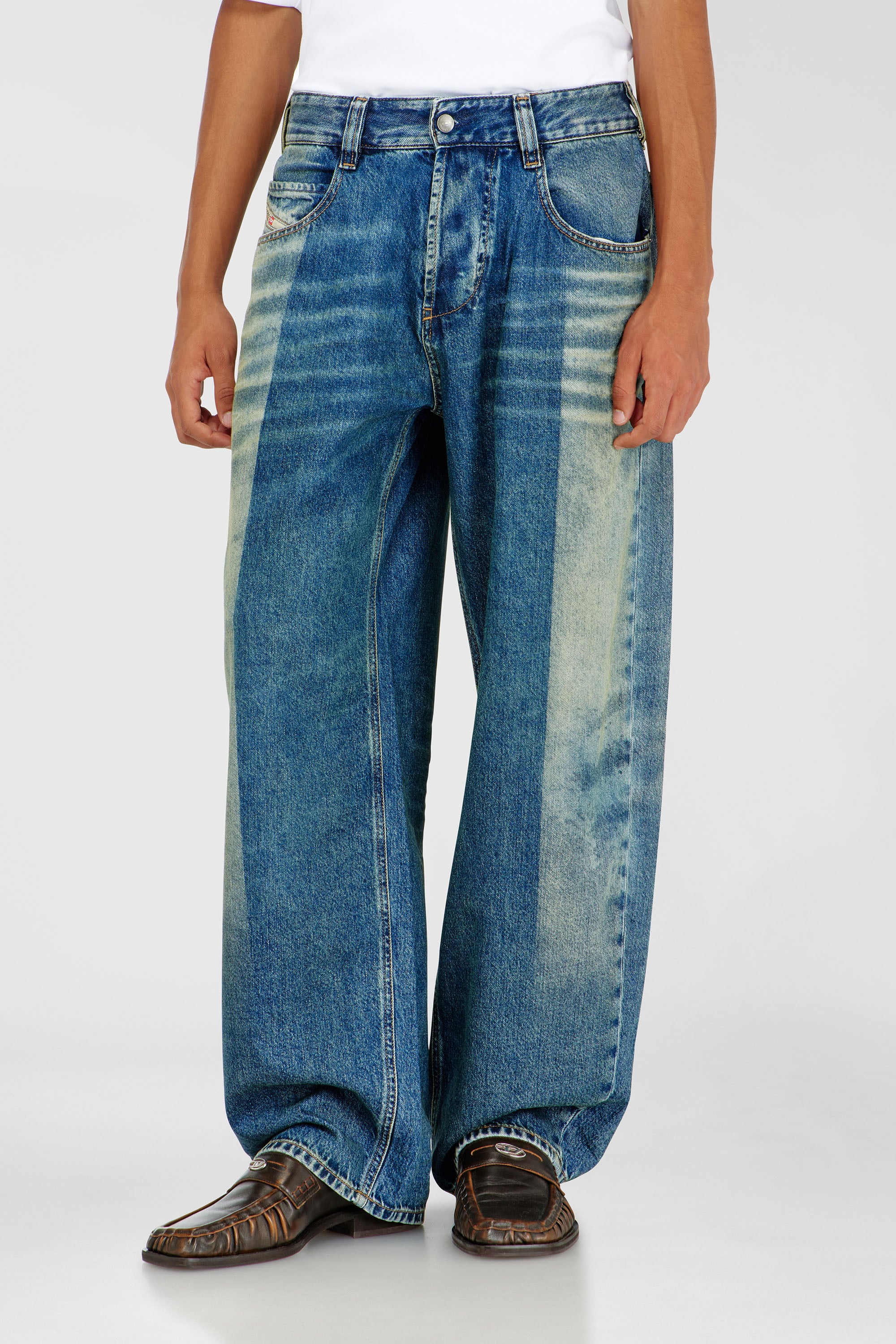 Diesel - Unisex's Relaxed Jeans 1997 D-Enim-M 09P52, ダークブルー - 4