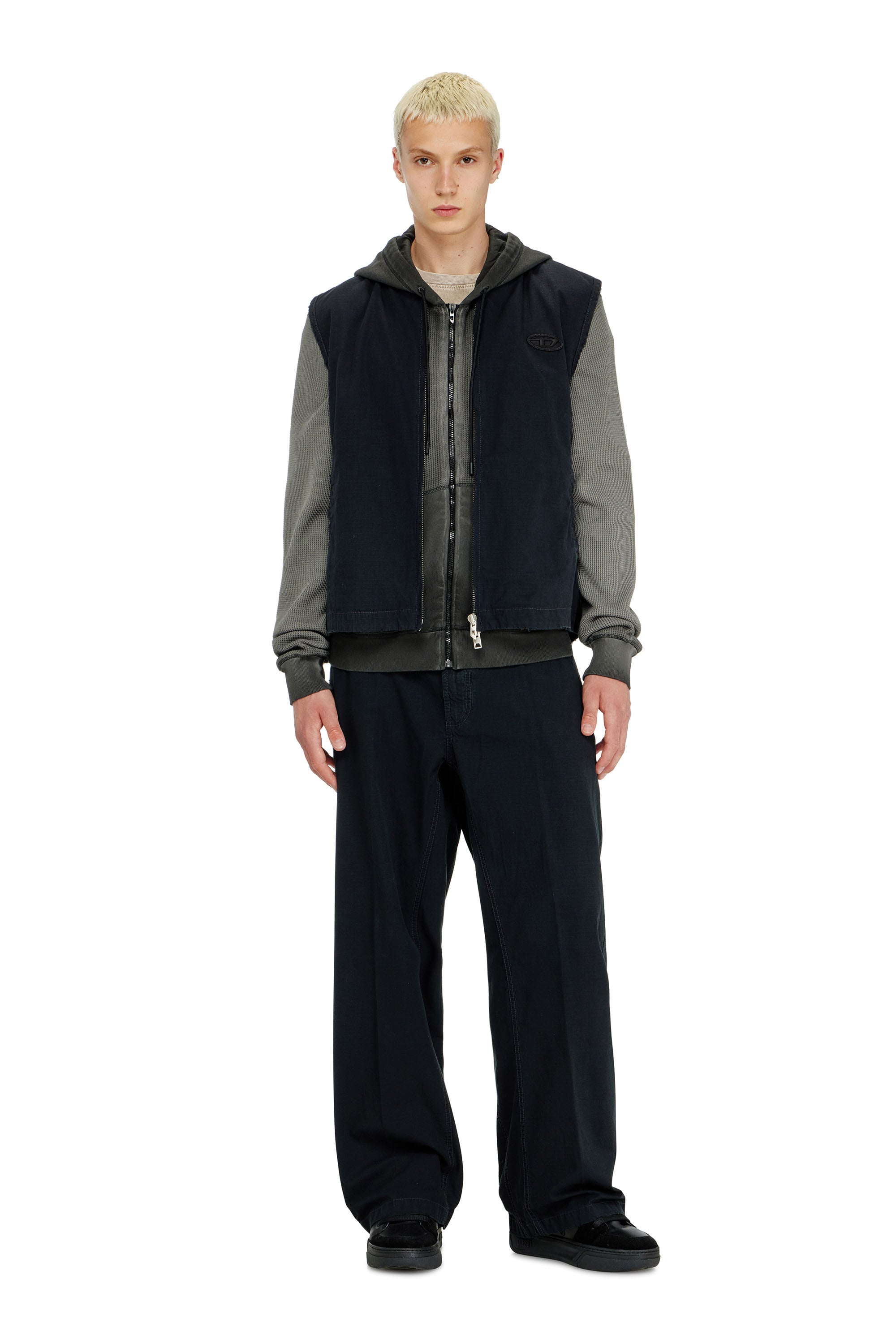 Diesel - J-TYPE-CO-SL, Male's スリーブレスジャケット in ブラック - 2