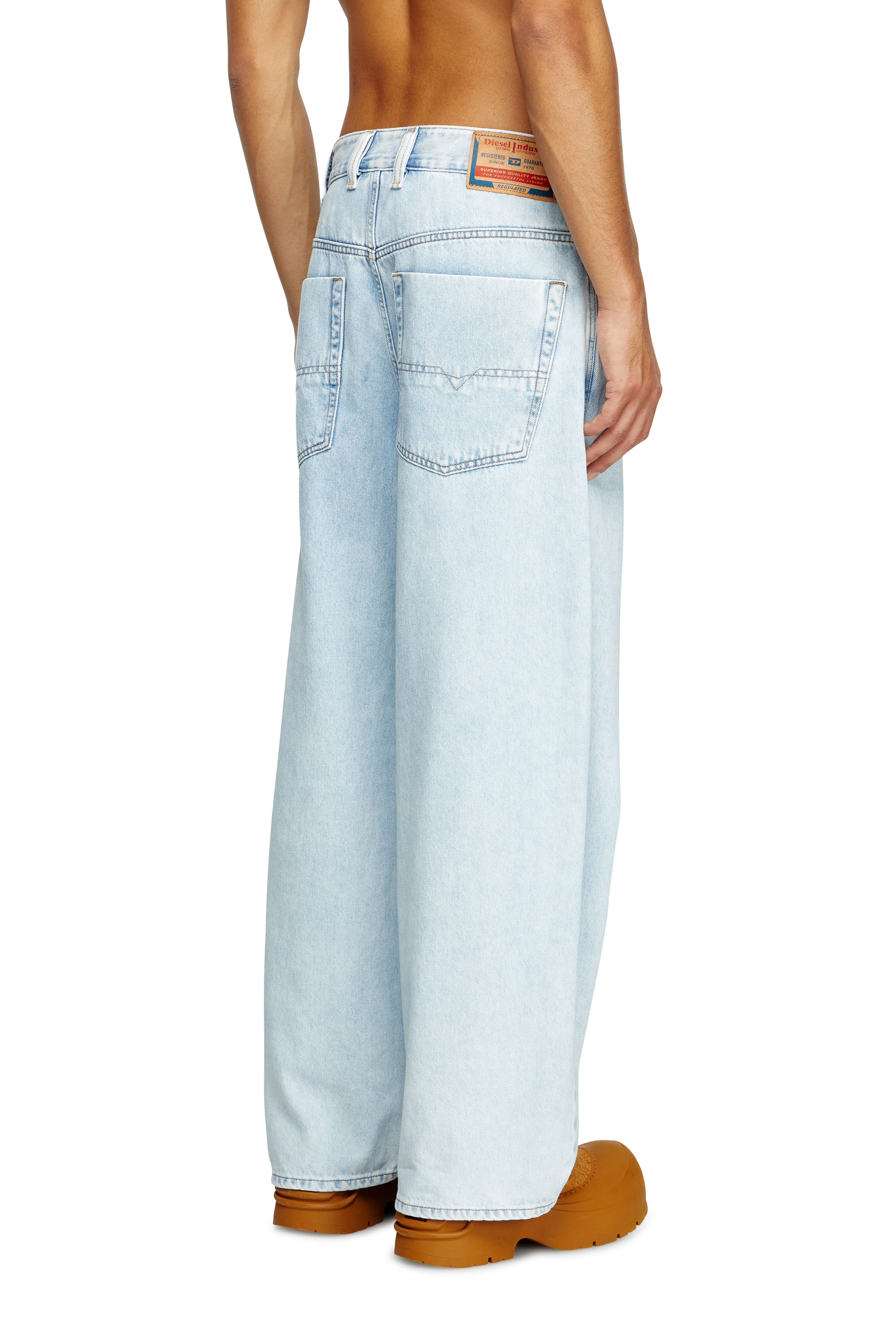 Diesel - Unisex's Relaxed Jeans 1997 D-Enim 09M74, ライトブルー - 3