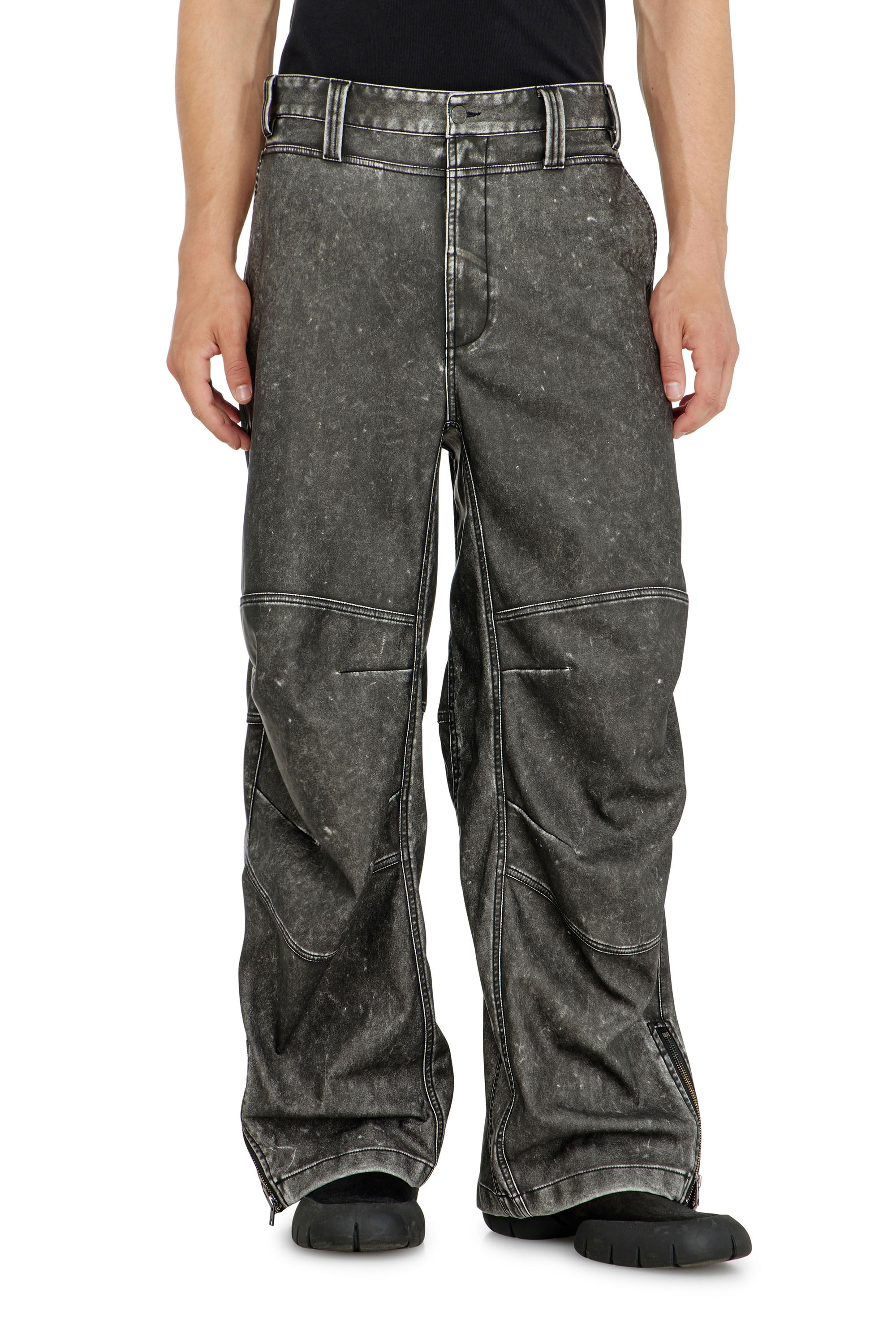 Diesel - P-DELLY-NJCJ, Male's パンツ in ダークグレー - 2