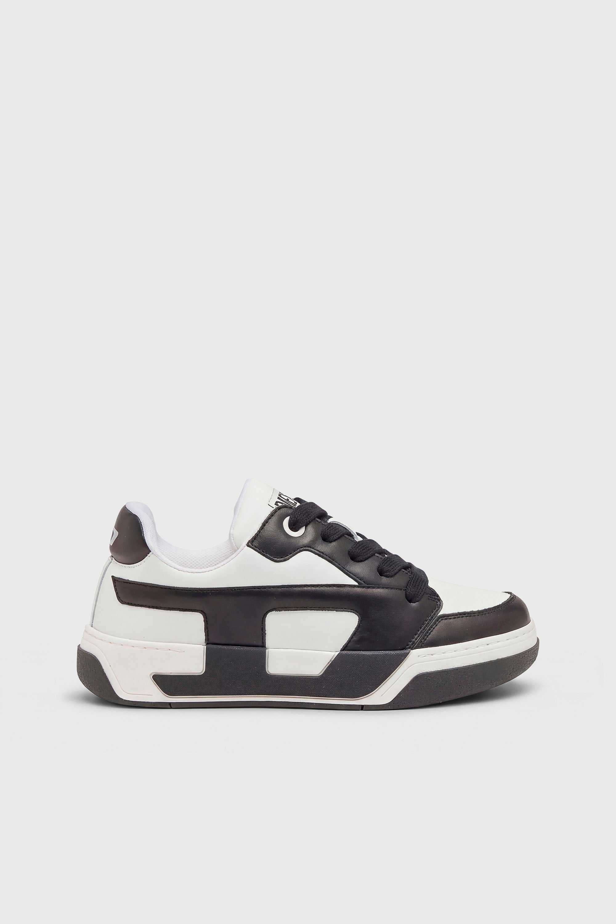 Diesel - S-D-OLLIE LOW, Male's ローカットスニーカー in ホワイト/ブラック - 1