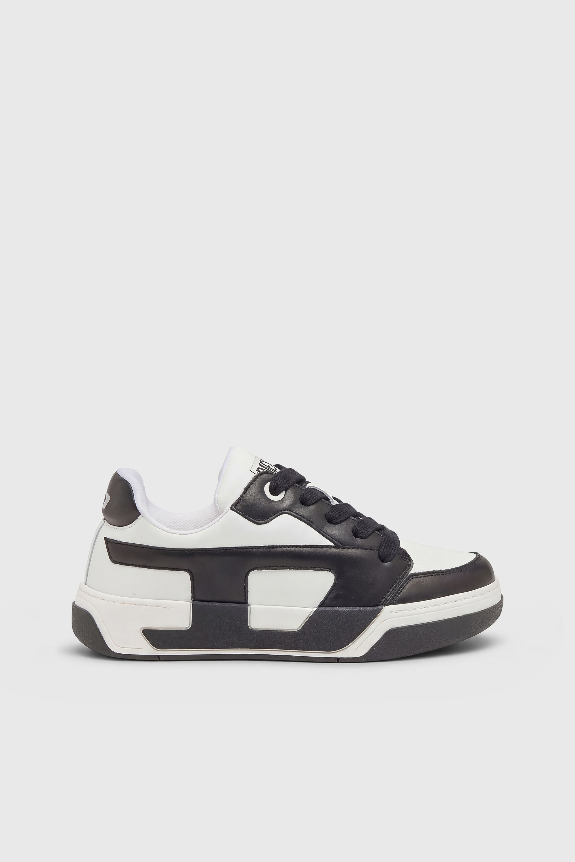 Diesel - S-D-OLLIE LOW, Male's ローカットスニーカー in ホワイト/ブラック - 1