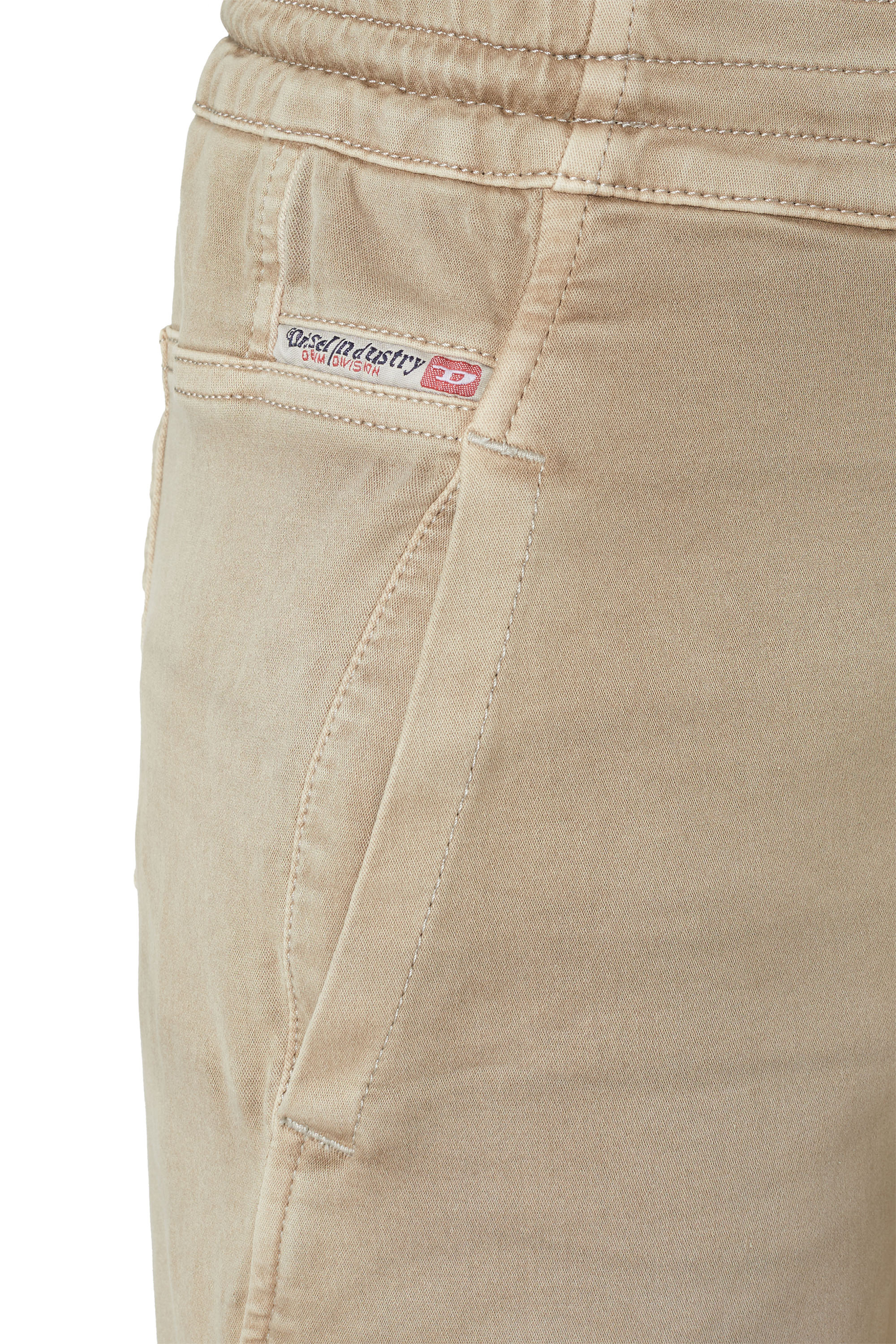 Diesel - Boyfriend Krailey JoggJeans® Z670M, ベージュ - Image 3