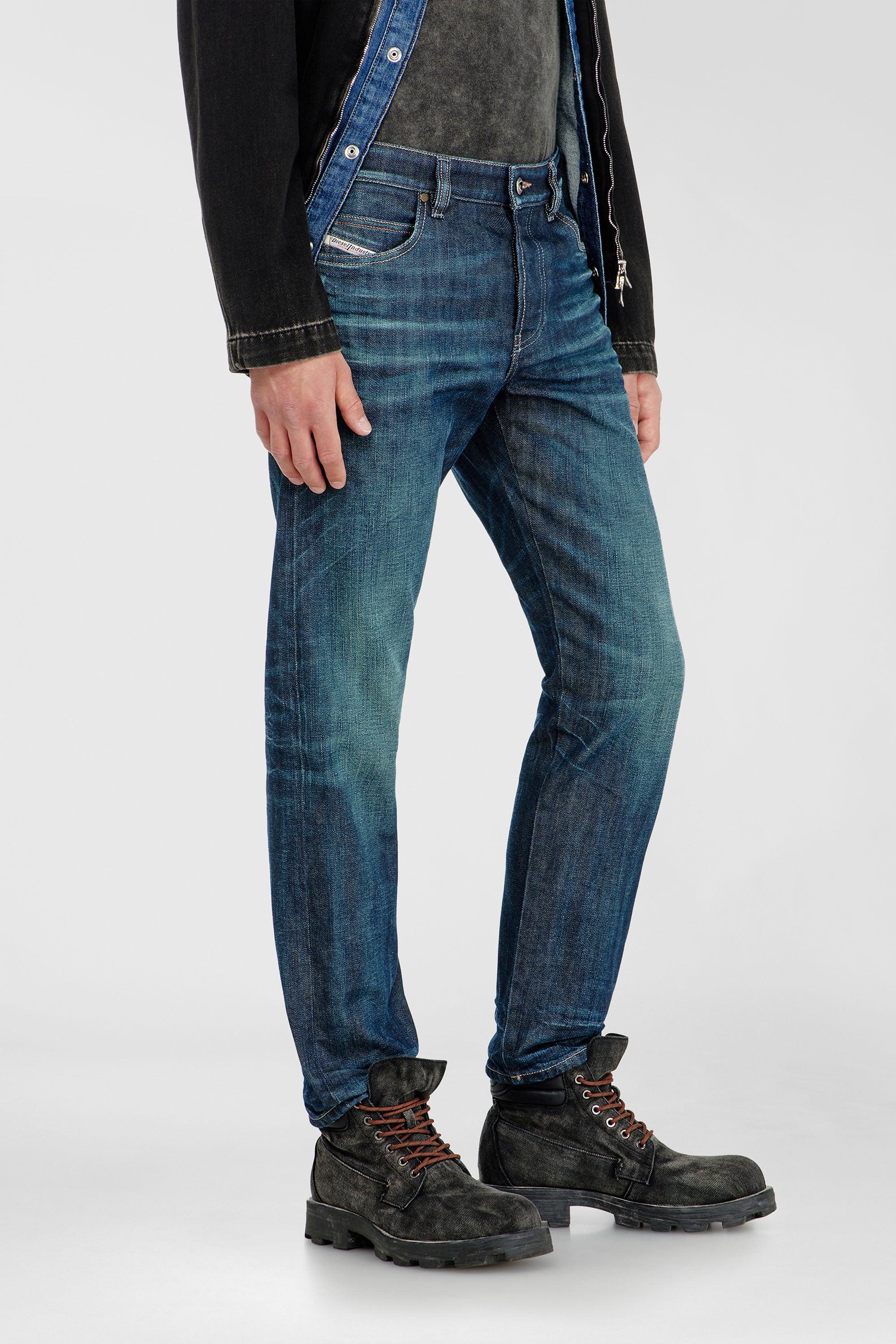 Diesel - Male's Slim Jeans 1993 D-Vyl 09Q04, ダークブルー - 7