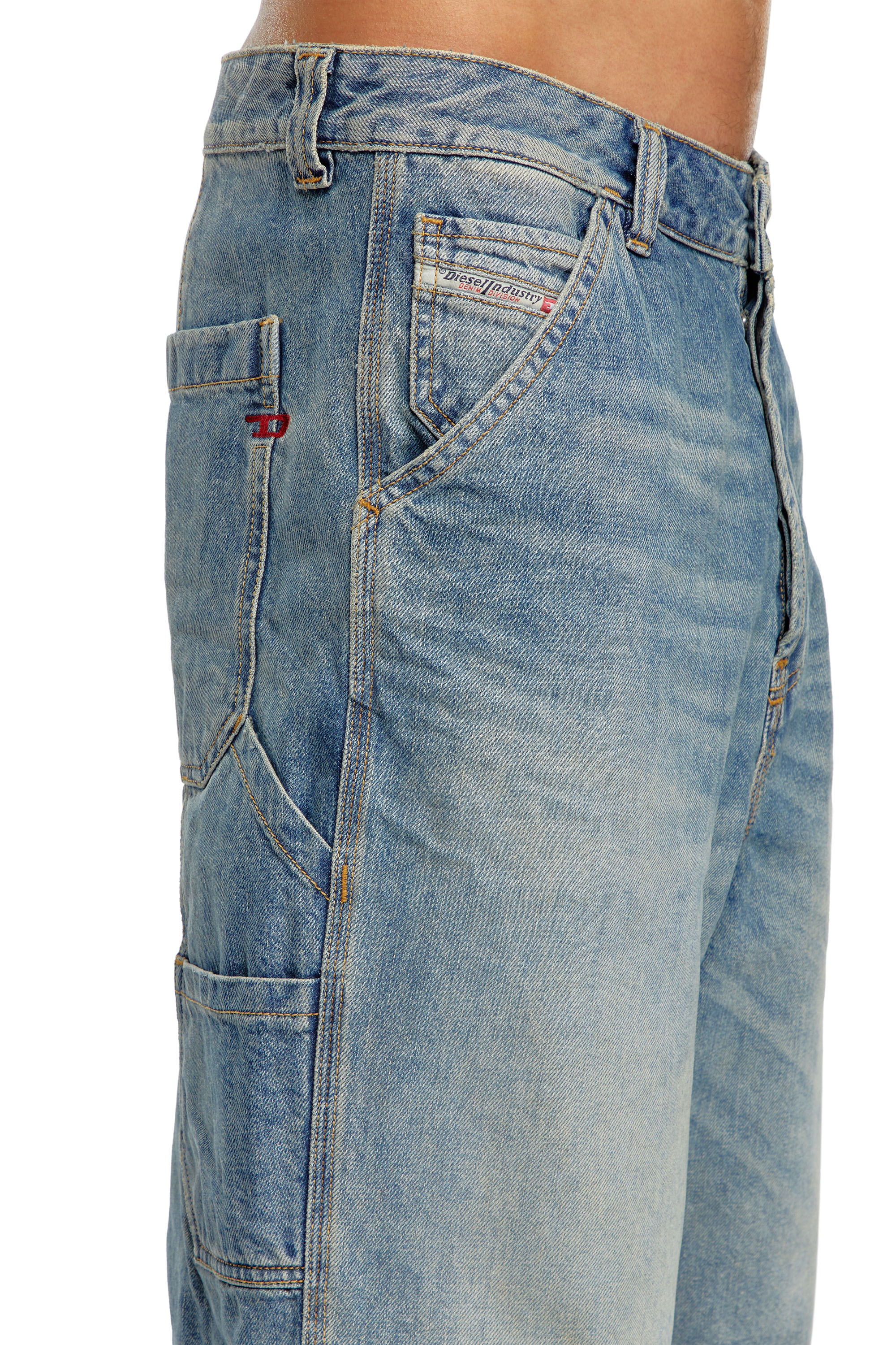 Diesel - D-LIVERY-SHORT, Male's Denim utility shorts in ライトブルー - 5