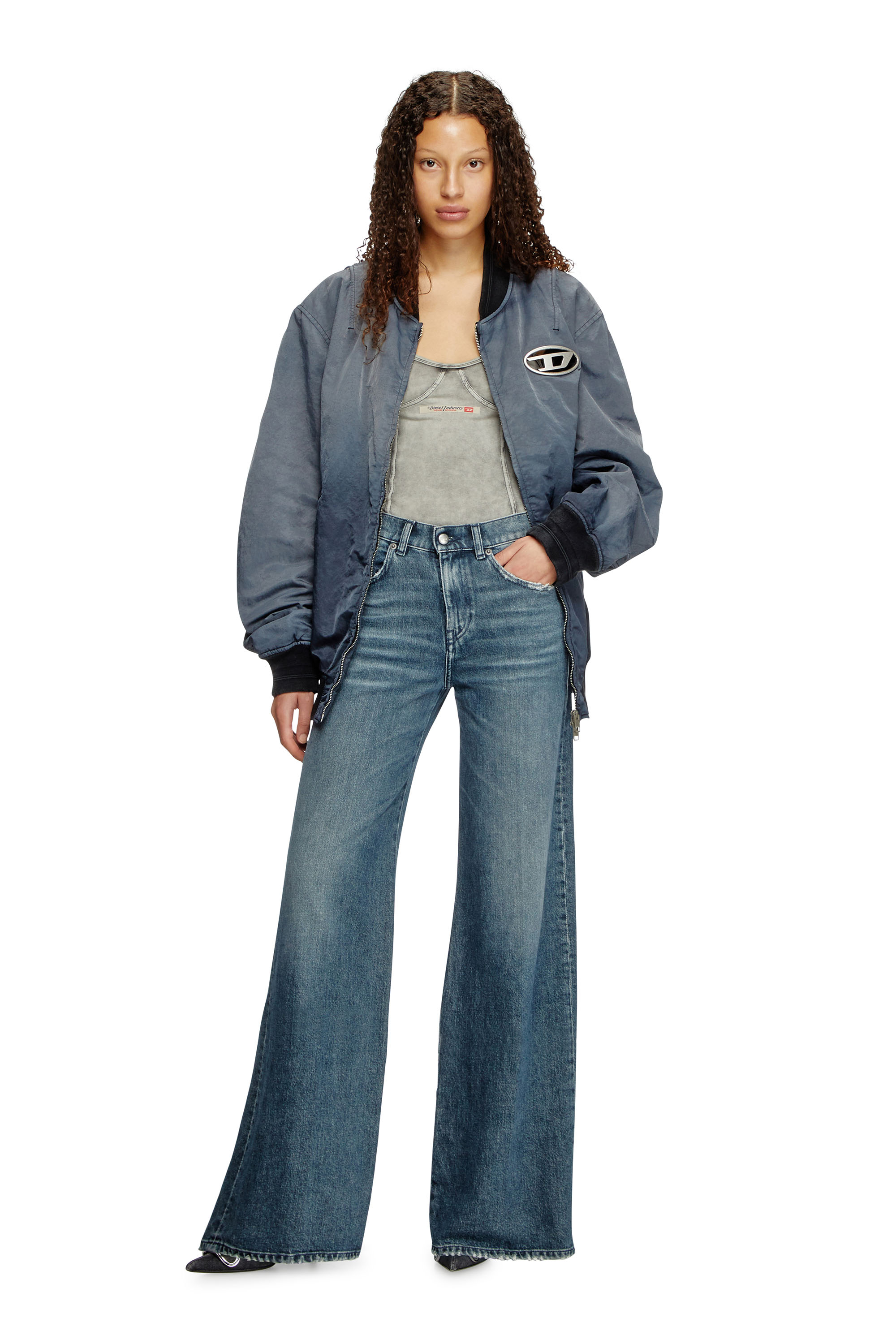 Flare Jeans 1978 D-Akemi 007Y7, ミディアムブルー Diesel - Female's Flare Jeans 1978 D-Akemi 007Y7, ミディアムブルー - 1