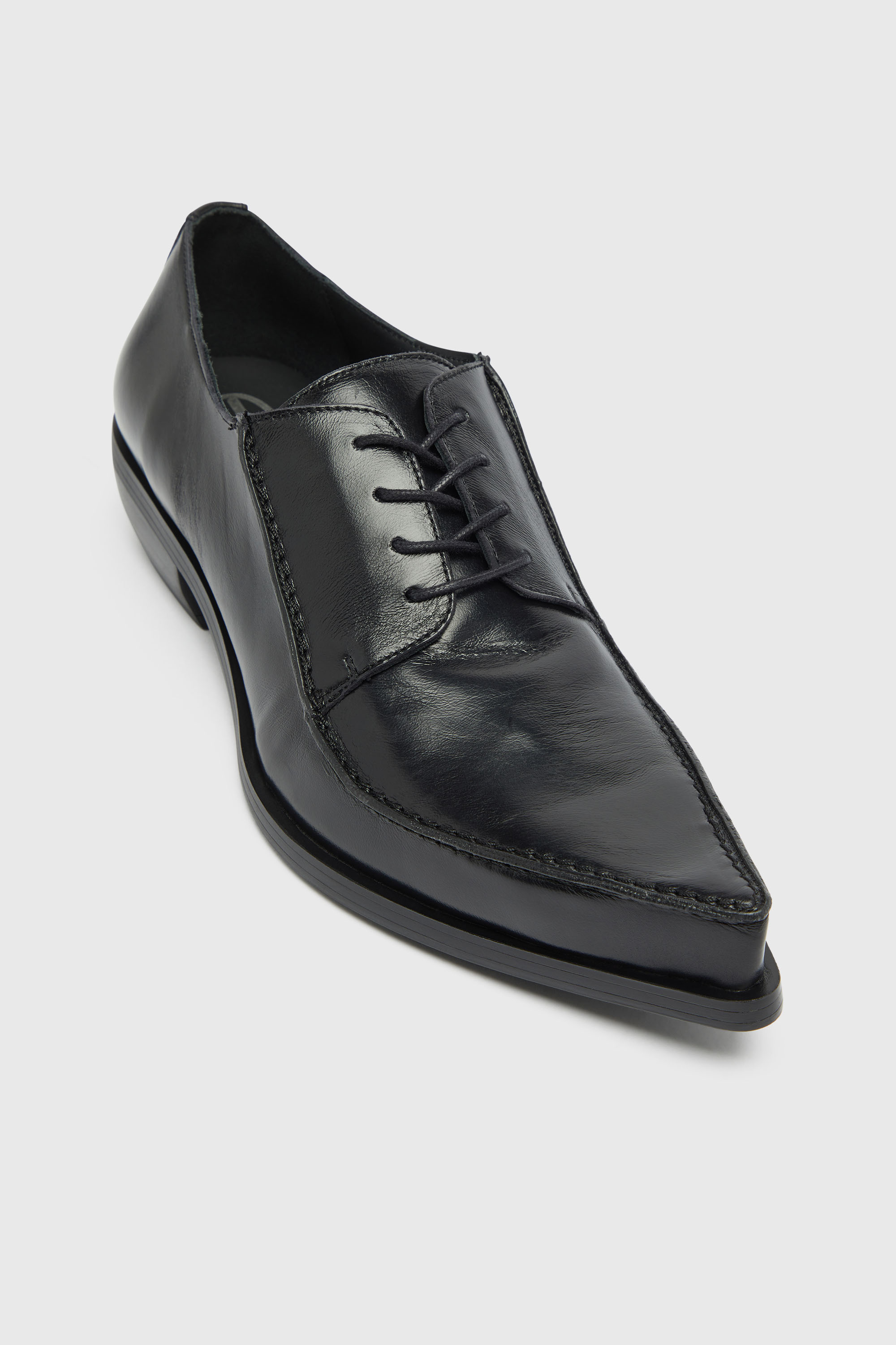 Diesel - D-FRIDO-30-SC, Male's D-Frido-Derby shoes in leather in null - 6