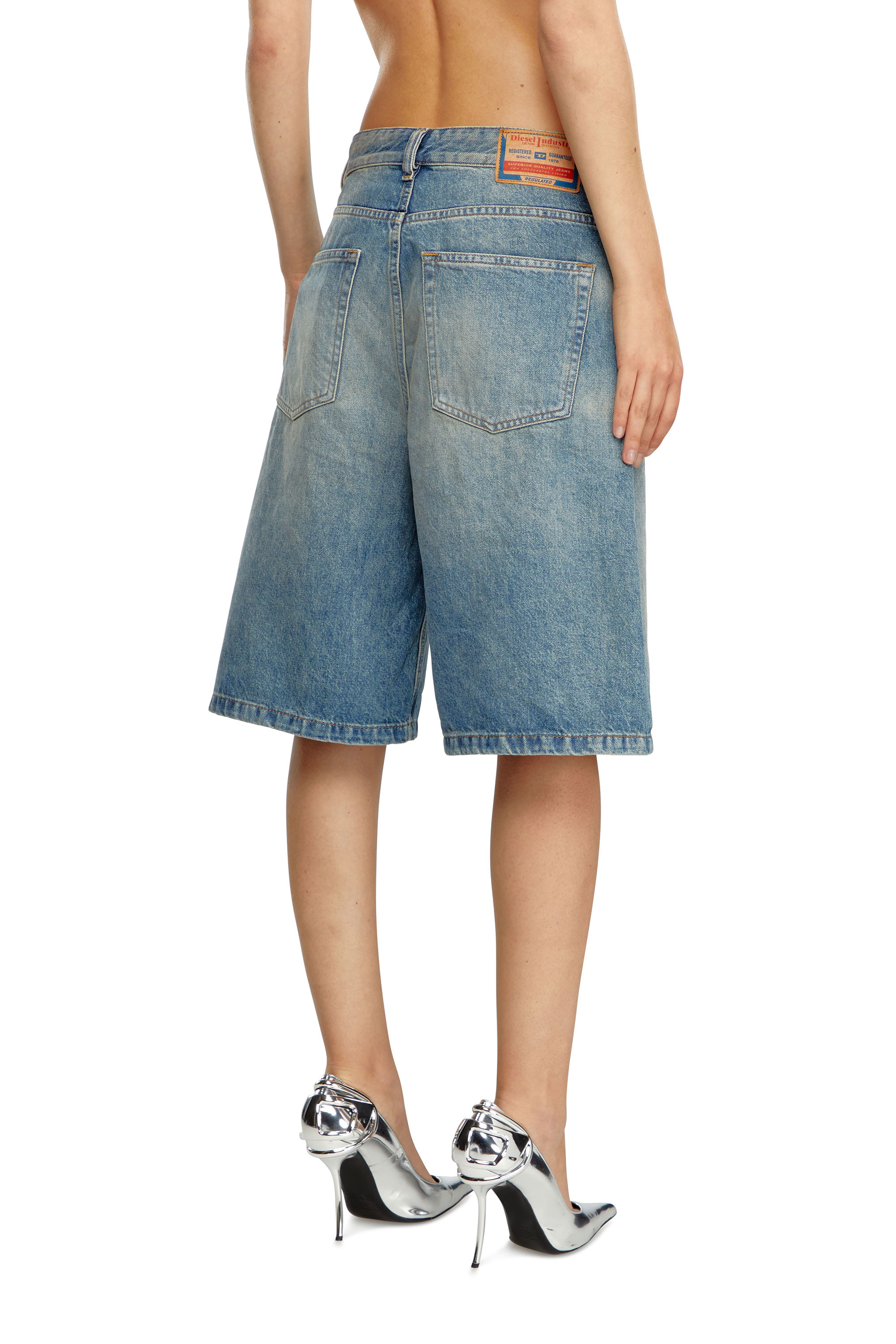 Diesel - DE-SIRE-SHORT, Female's Denim shorts in ライトブルー - 4