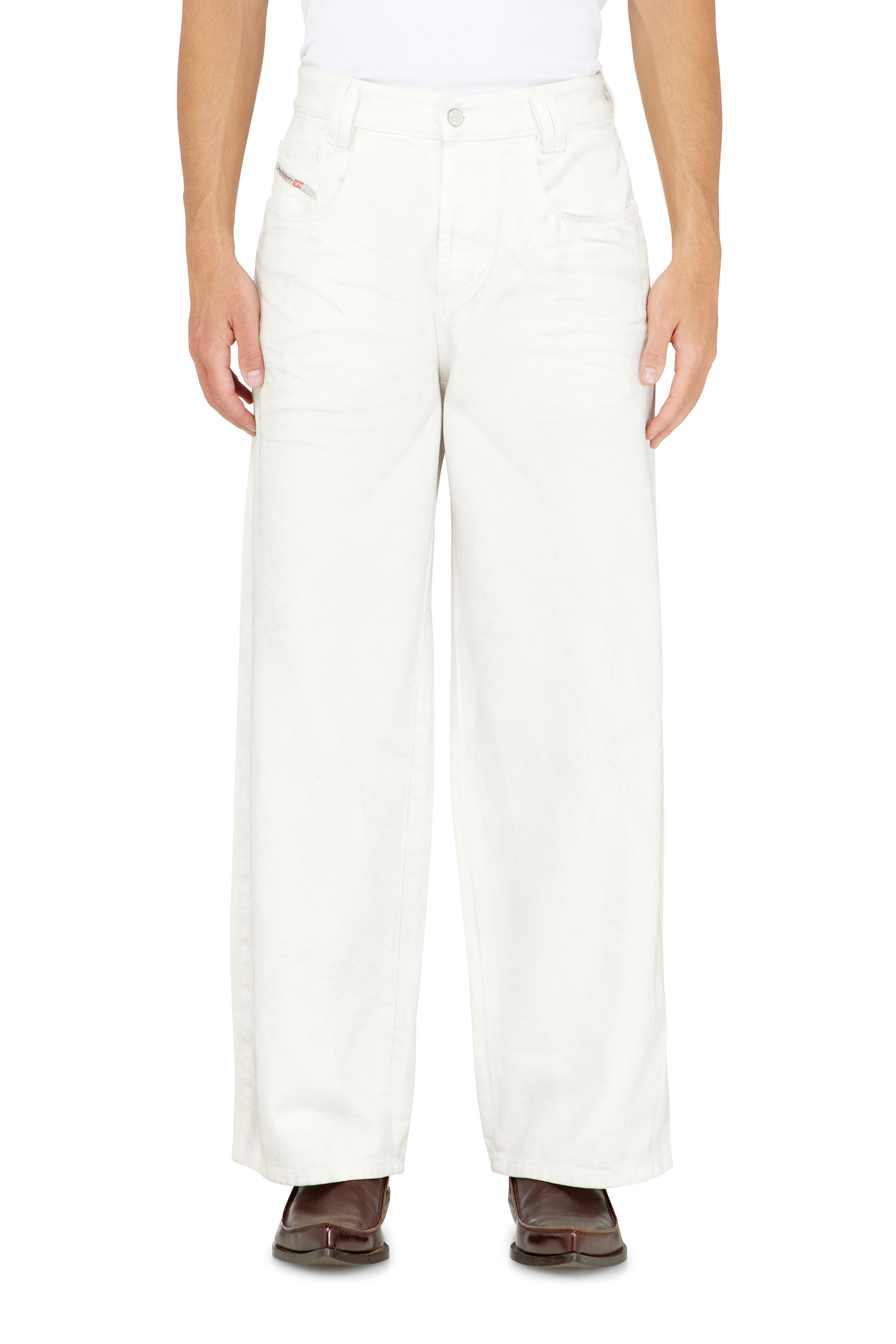 Diesel - Unisex's Relaxed Jeans 1982 D-Hakou 007GG, ホワイト - 4