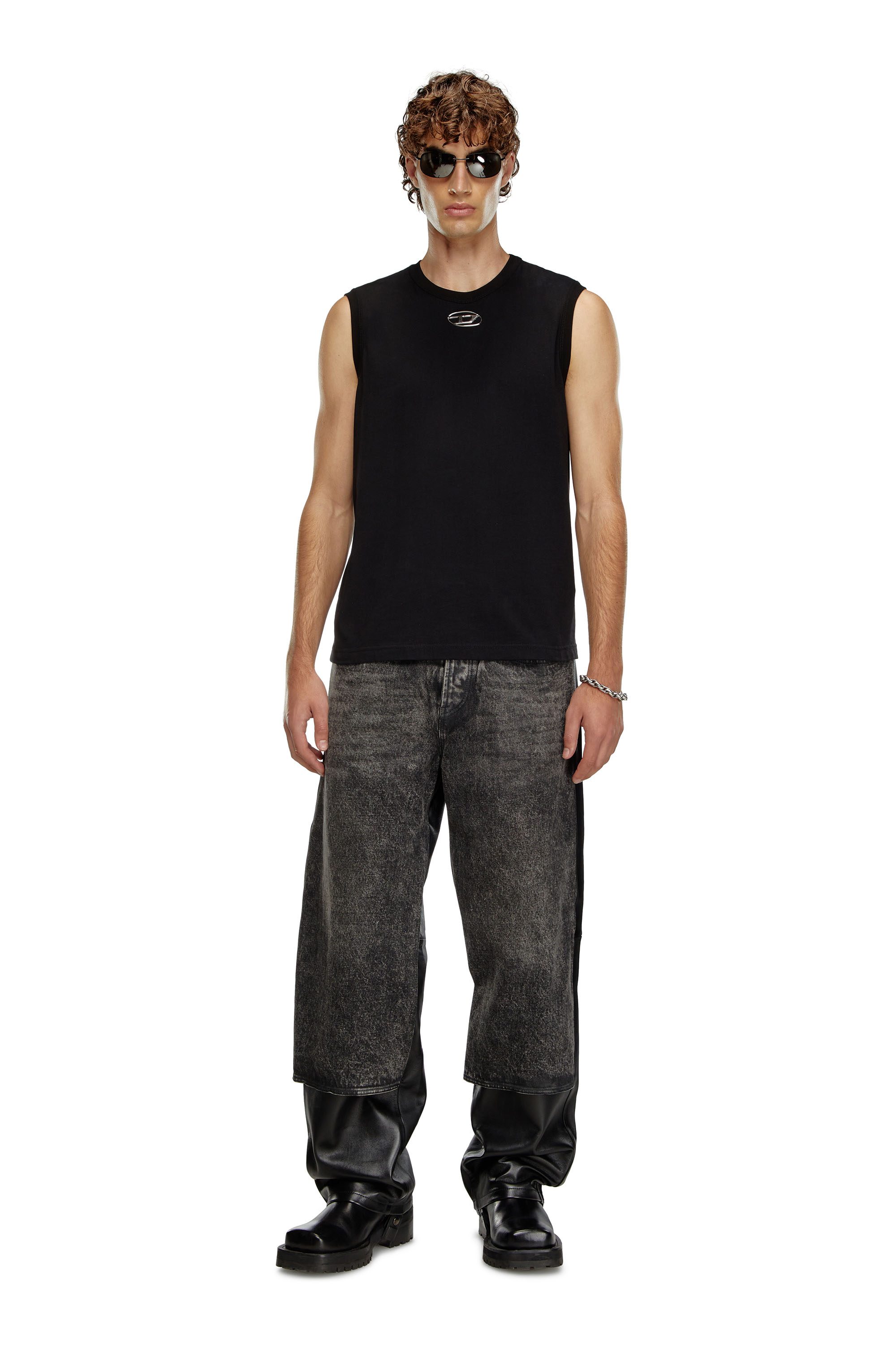 T-BISCO-OD Tank top with injection-moulded Oval D｜ブラック