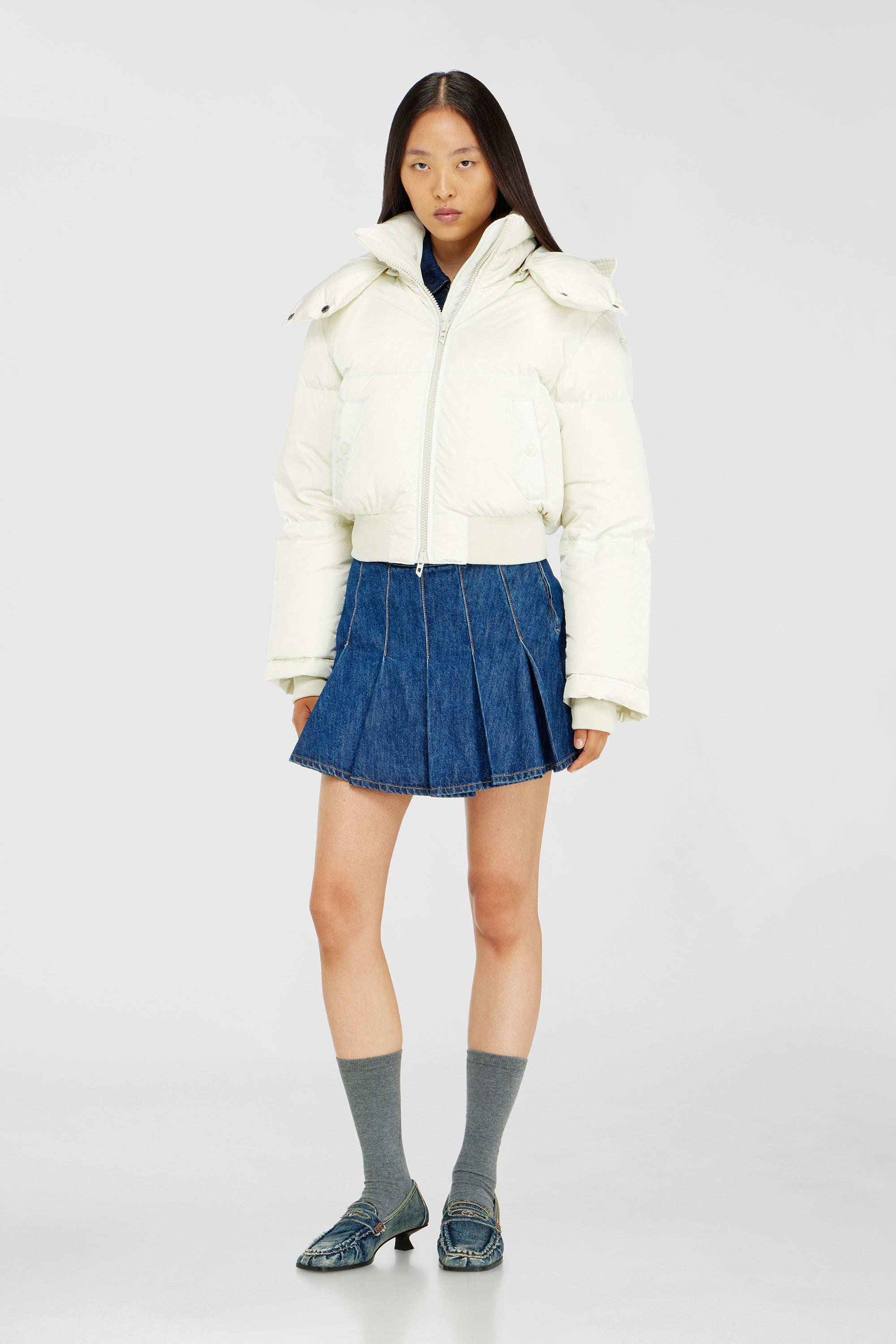 Diesel - W-PEYT-SHORT-NEW-WD, Female's ダウンジャケット in ホワイト - 2