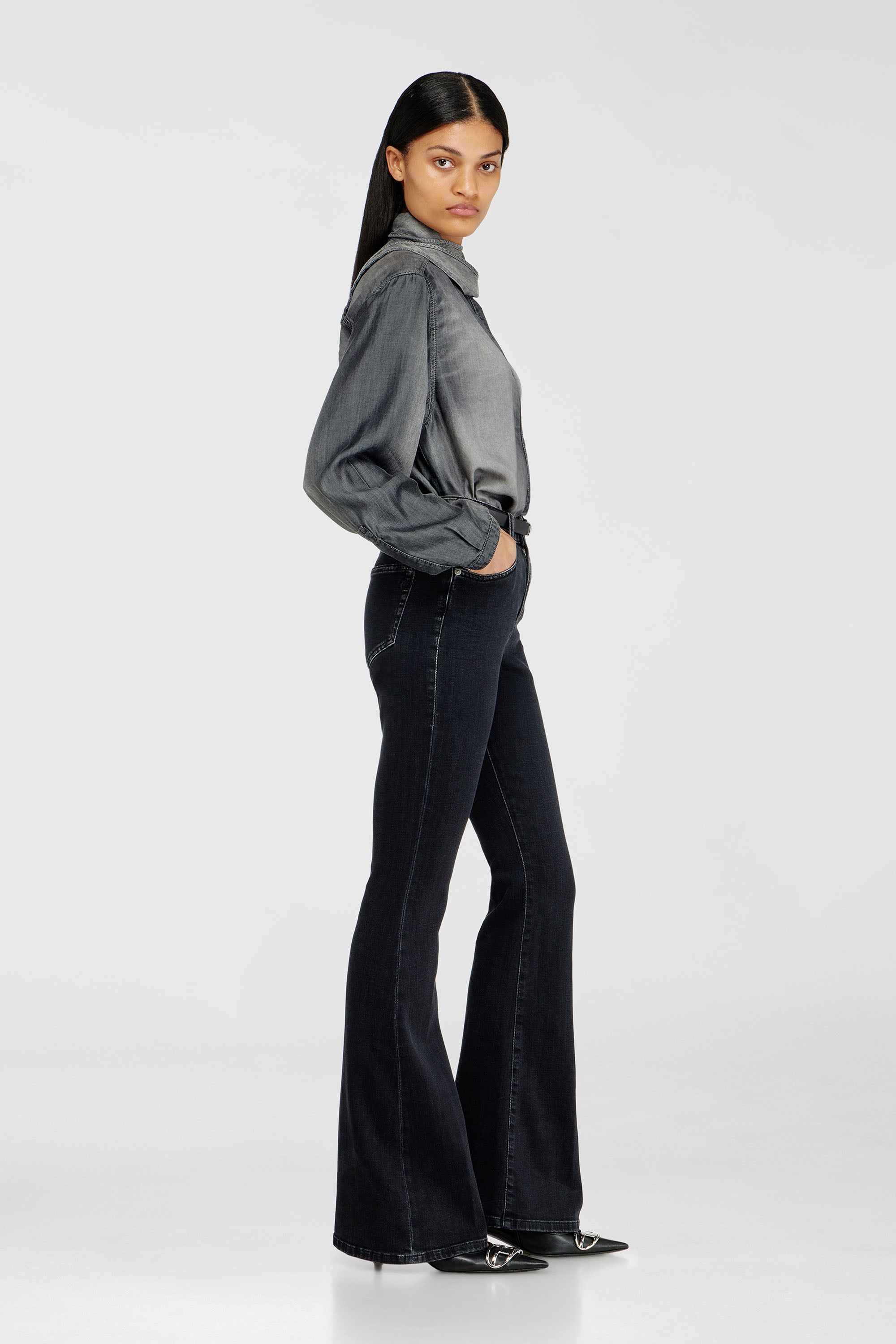 Diesel - Female's Bootcut Jeans 1973 D-Partt 09P75, ブラック/ダークグレー - 1