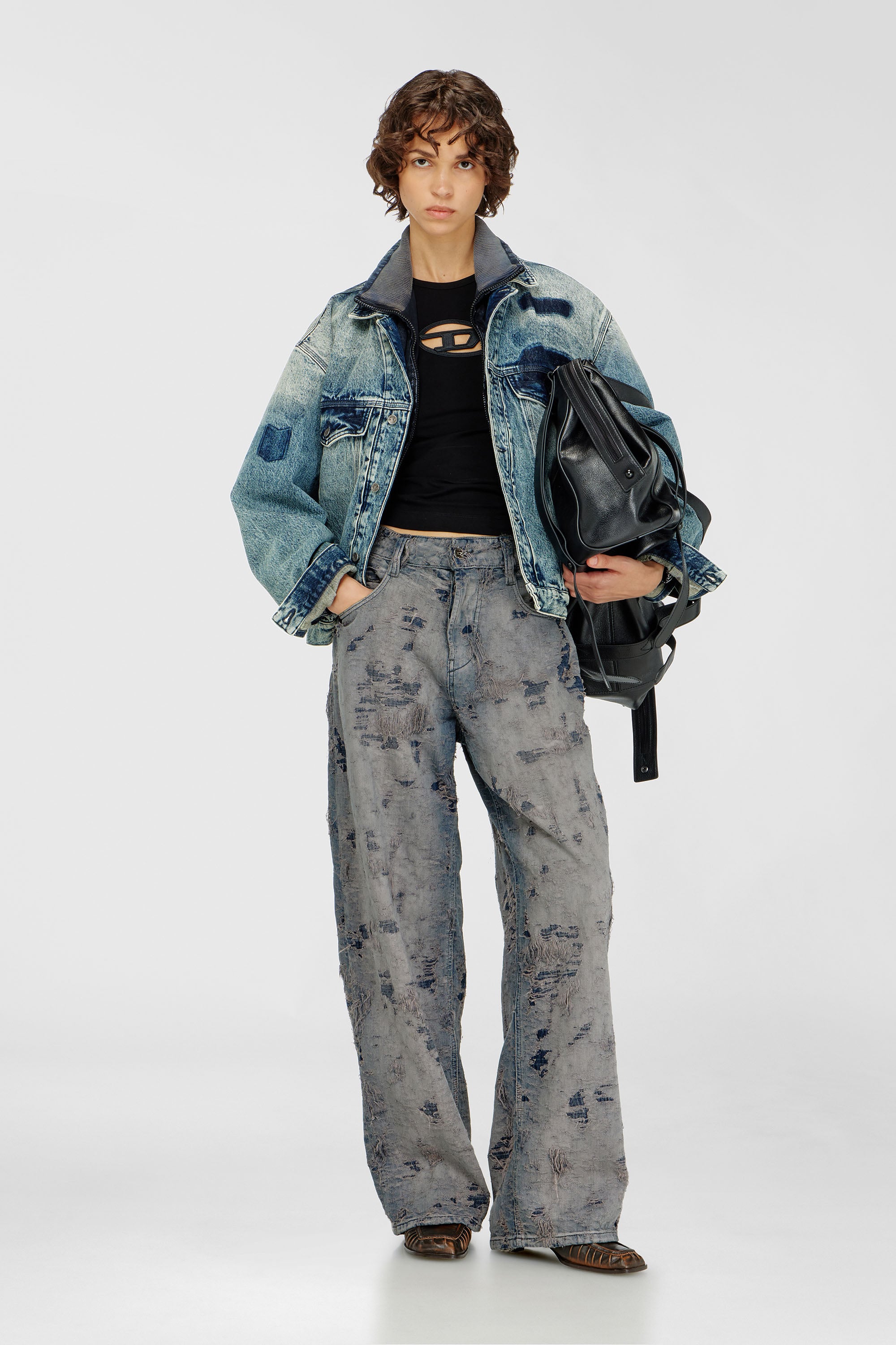 Diesel - D-ONE TOPHANDLE L, Unisex's D-One-Large top-handle bag in leather in ブラック - 2