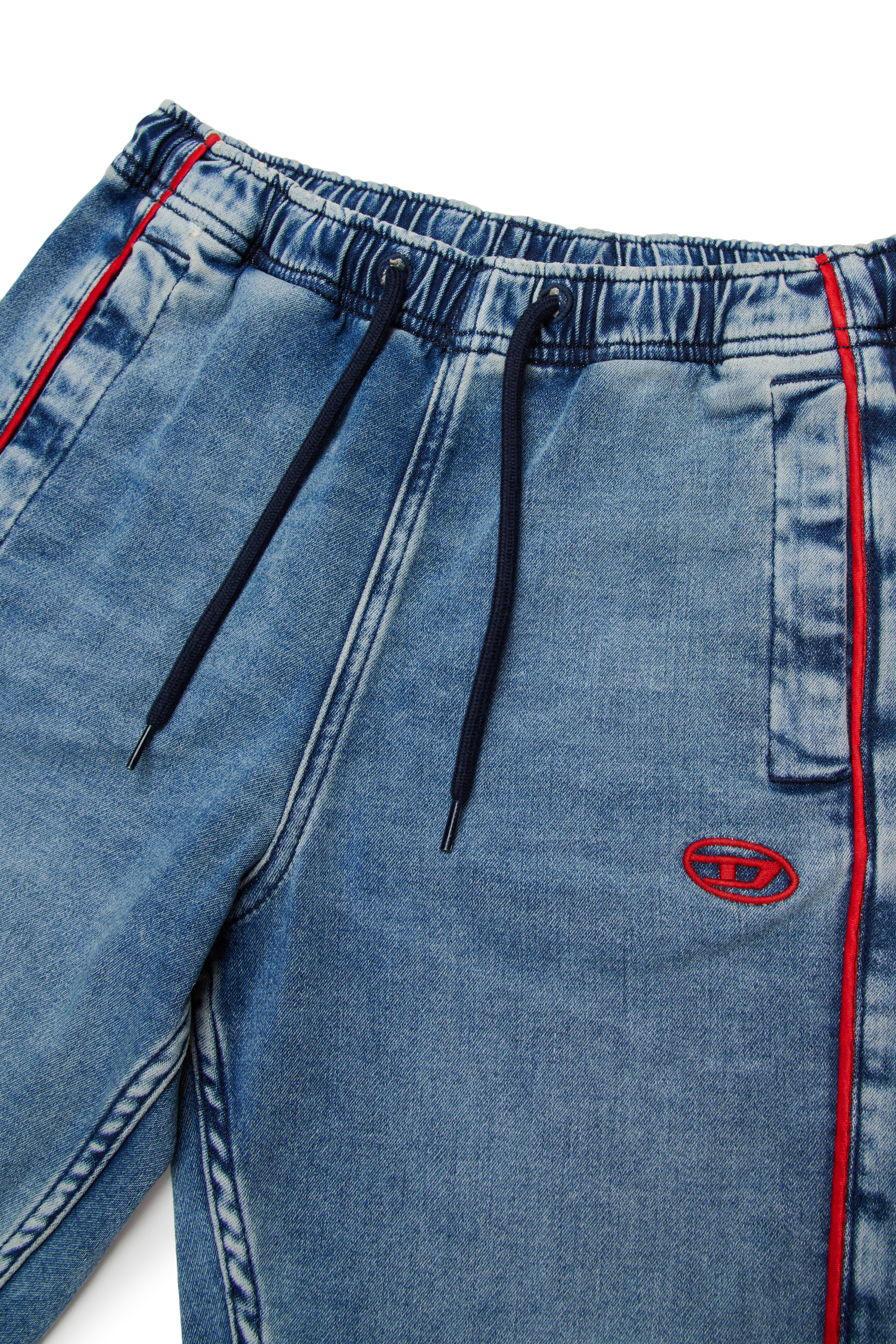 Diesel - D-AXOR-SHORT-J JJJ, Male's ジョグ ショートパンツ in ミディアムブルー - 3