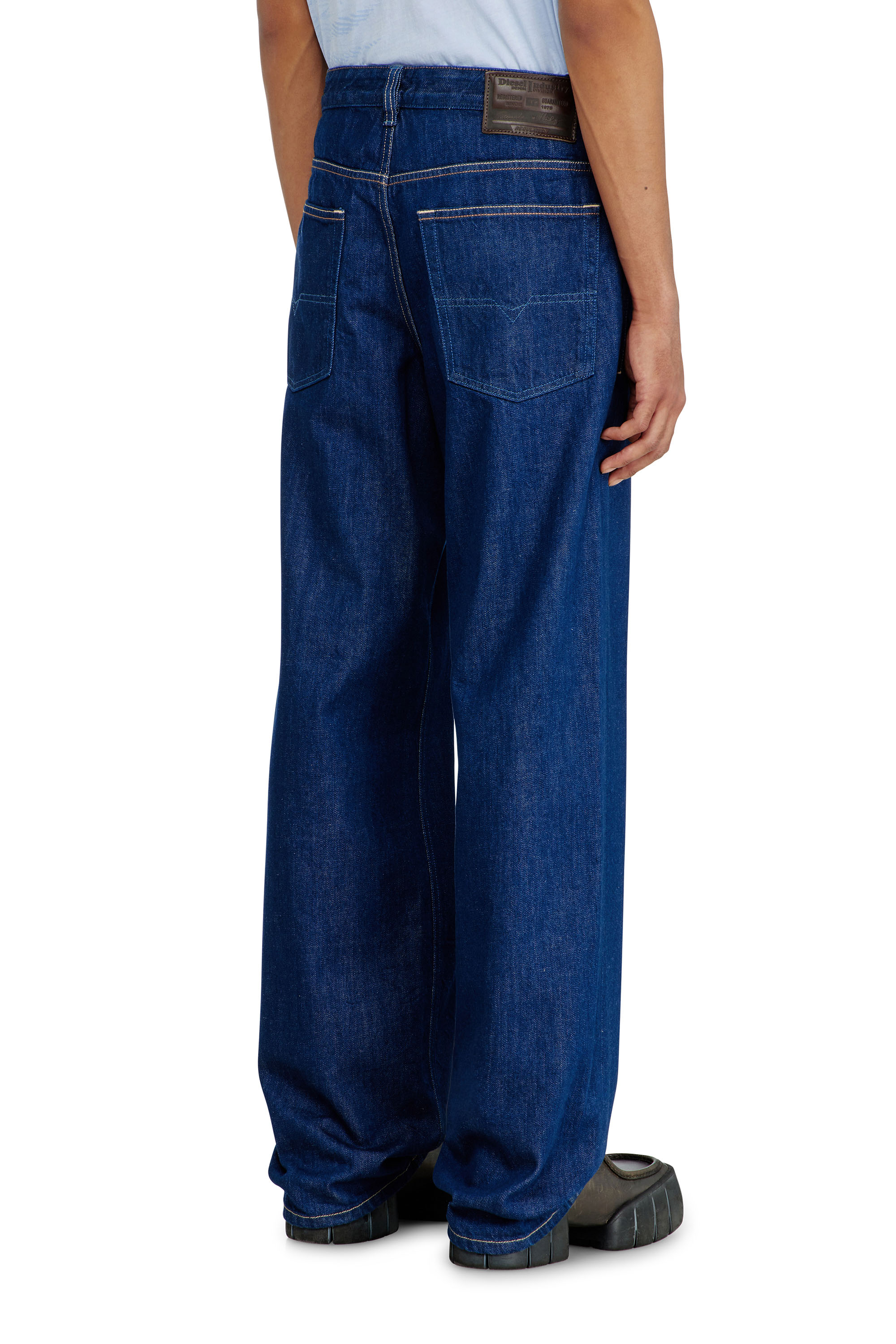 Diesel - Male's Relaxed Jeans 2001 D-Macro 09Q09, ダークブルー - 6