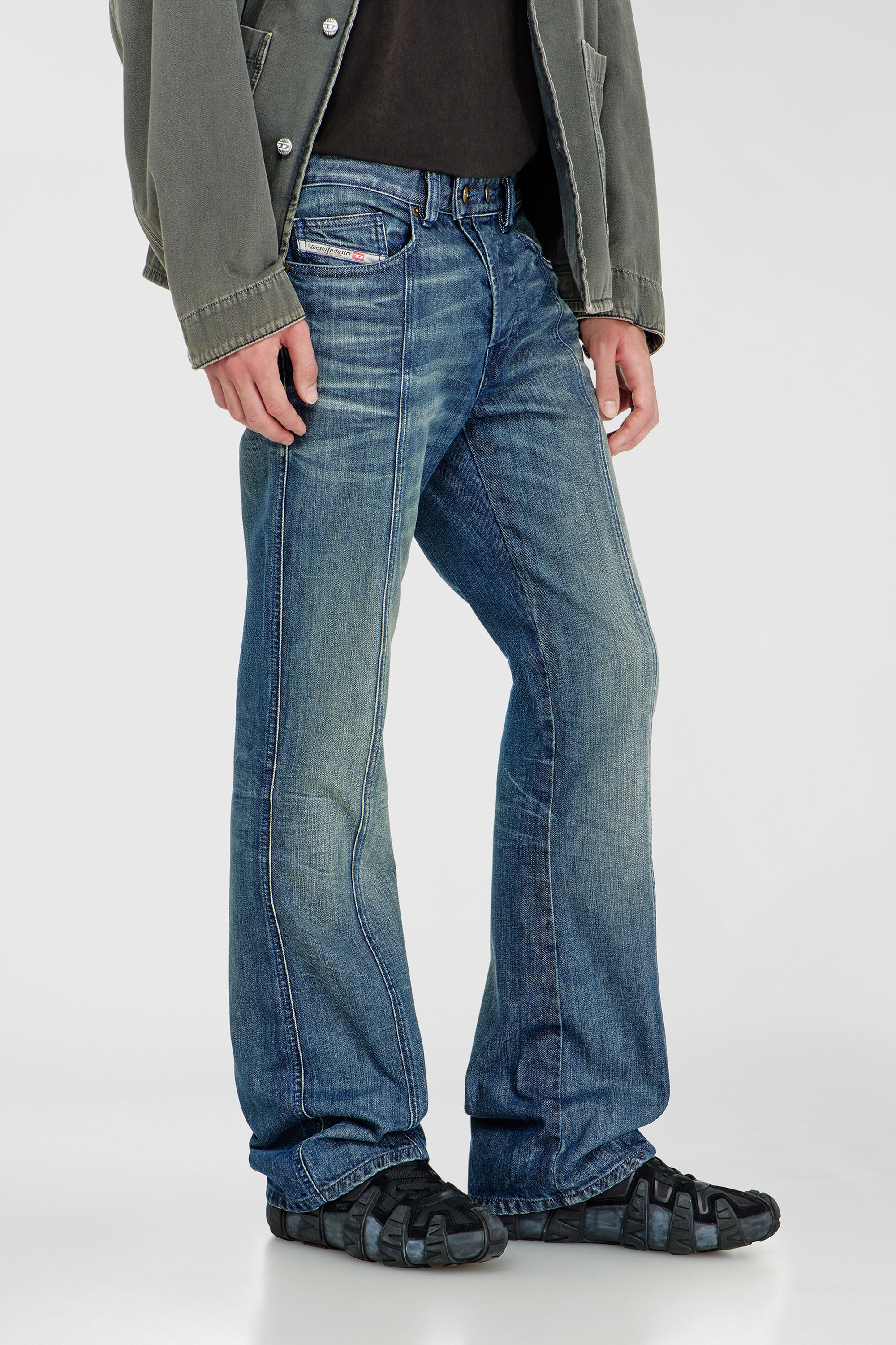Diesel - Male's Bootcut Jeans 1998 D-Buck 09Q29, ミディアムブルー - 7