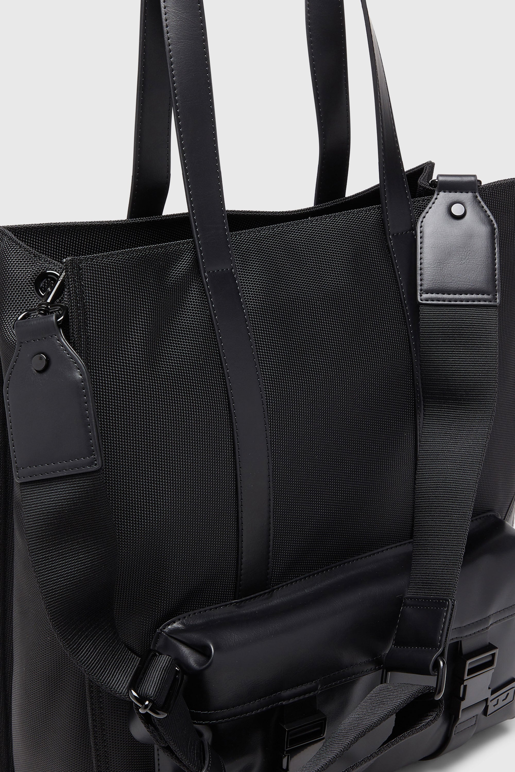 Diesel - MULTI-PKTS TOTE X, Unisex's トートバッグ in ブラック - 5