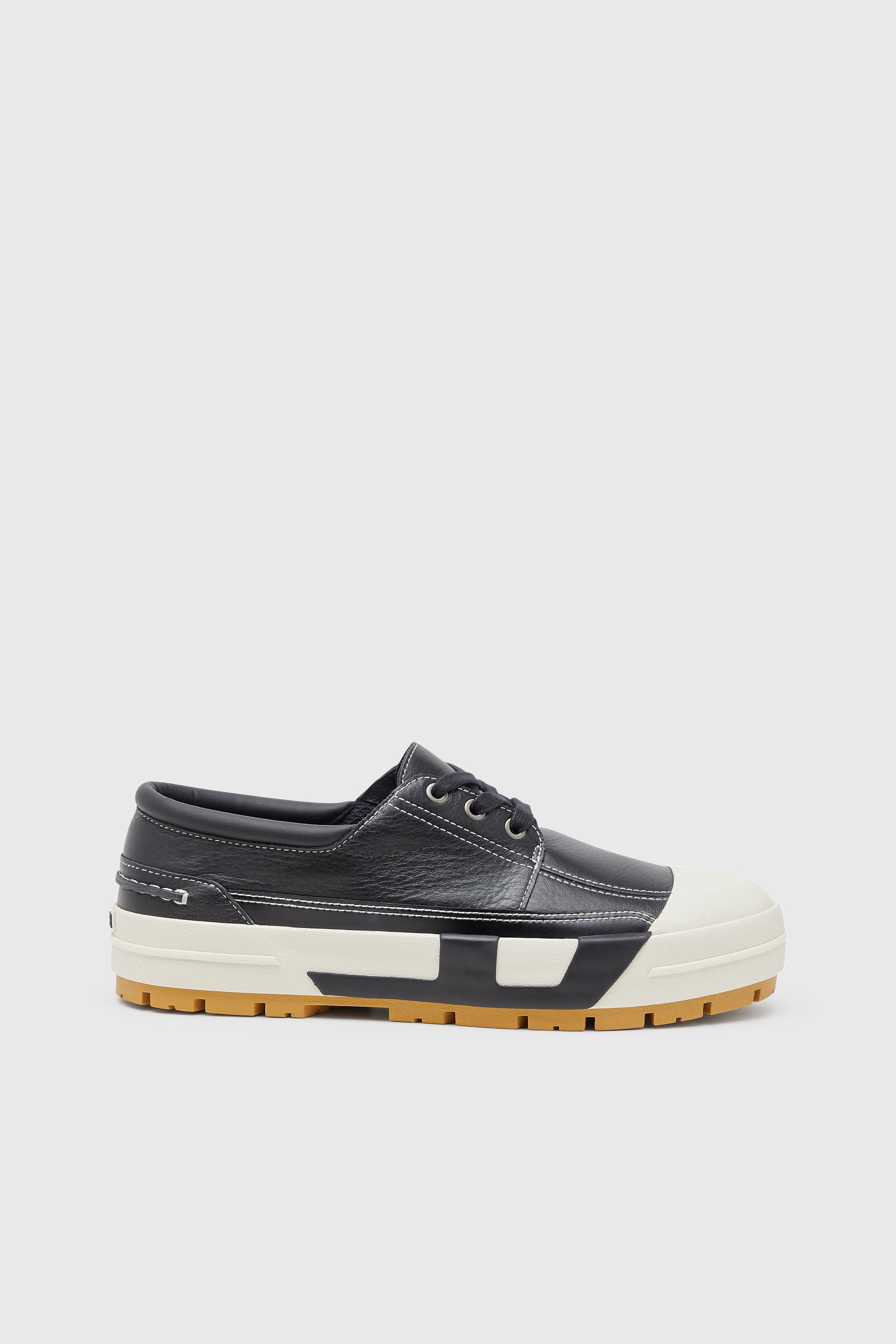 Diesel - S-D-VERSE MOCASSIN, Male's フラットシューズ in ブラック - 1
