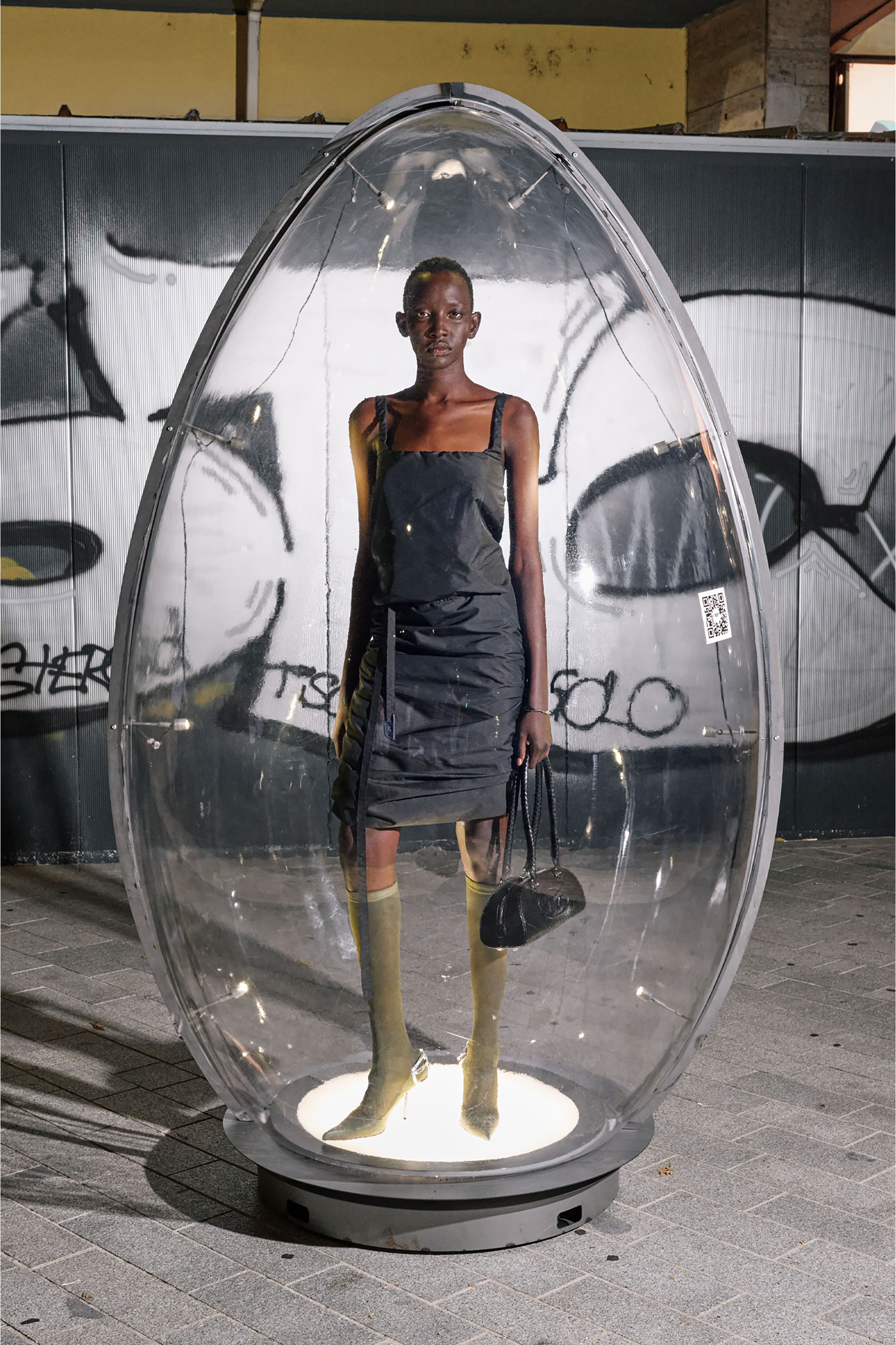 Diesel - D-SANAT, Female's Open-back apron dress in taffeta in ブラック - 6