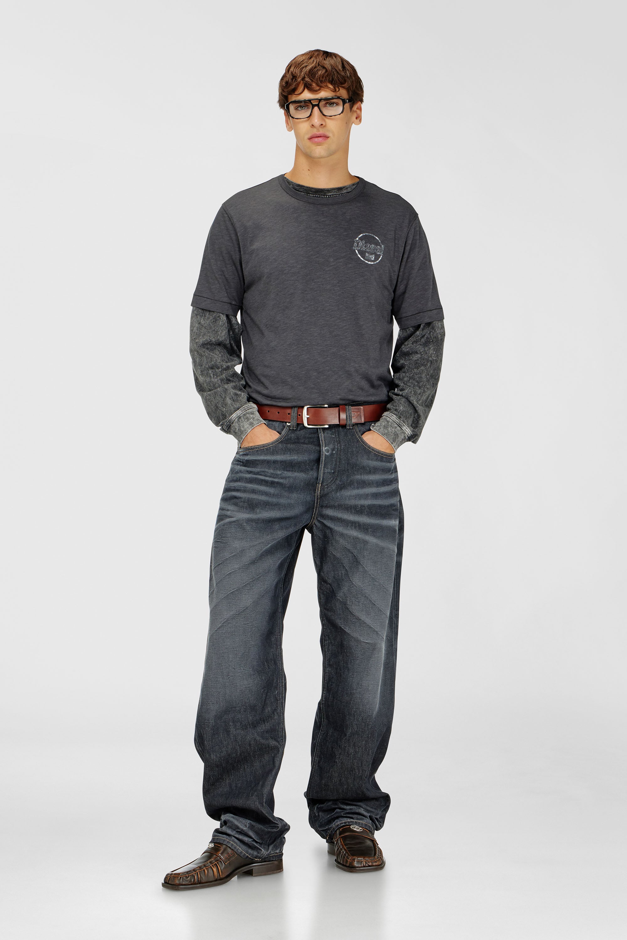 Diesel - T-ADJUST-B11, Male's Tシャツ in ダークグレー - 1