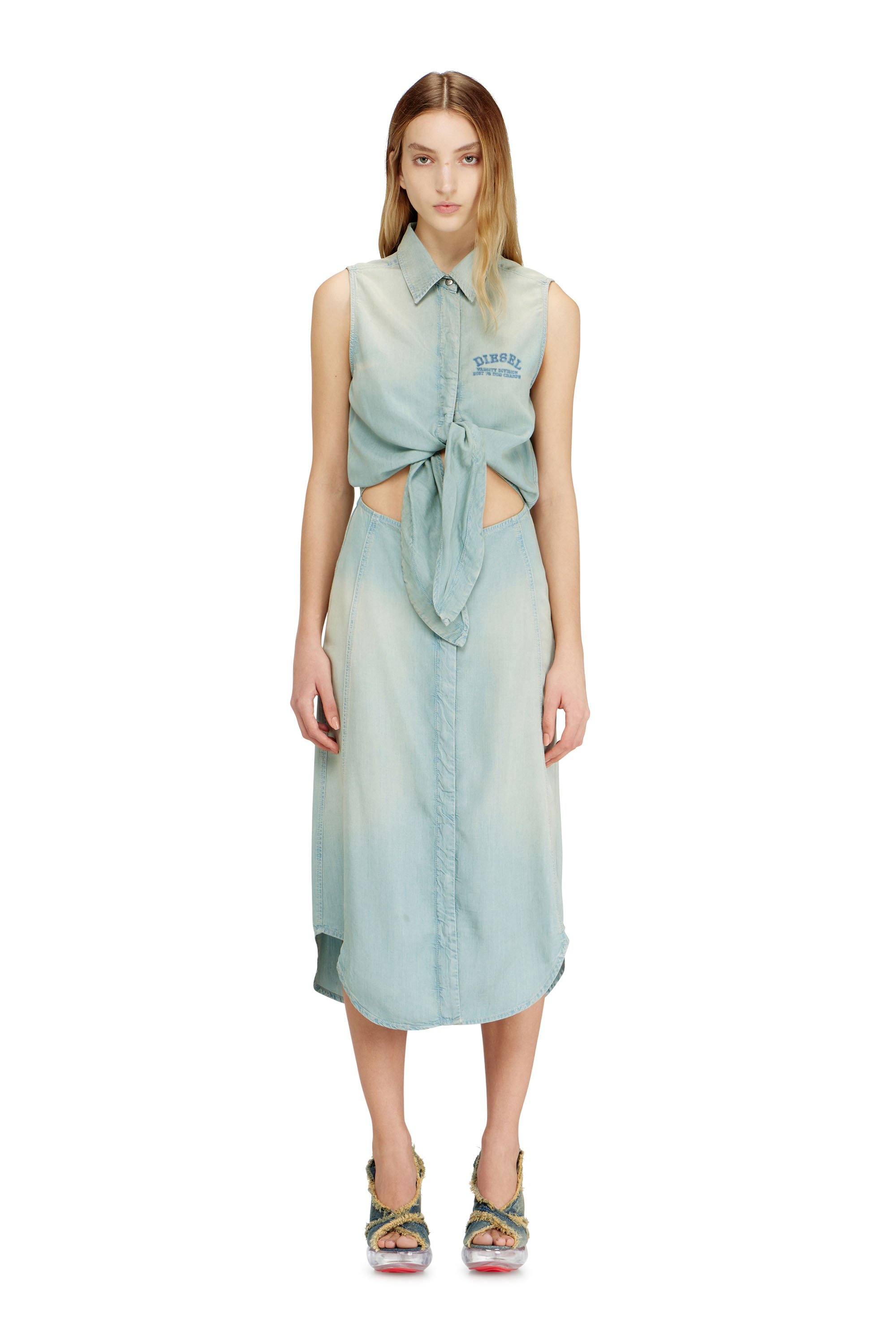 Diesel - DE-SUSY-S, Female's Midi dress in fluid dirt-effect denim in ライトブルー - 3