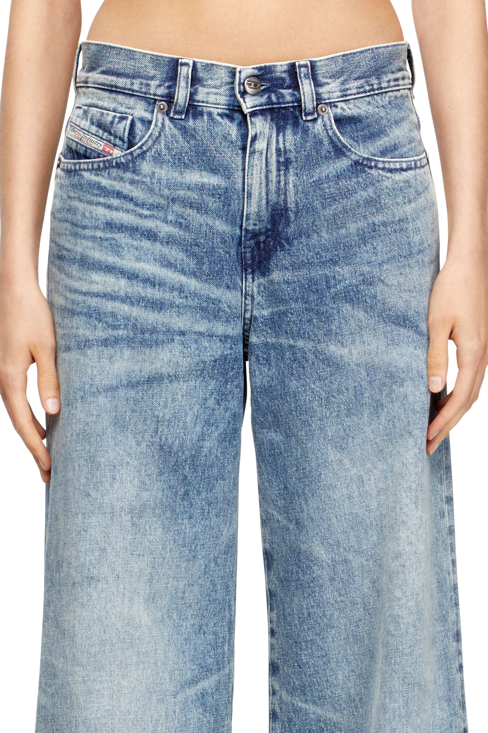 Diesel - Female's Flare Jeans 1978 D-Akemi 007DA, ライトブルー - 5