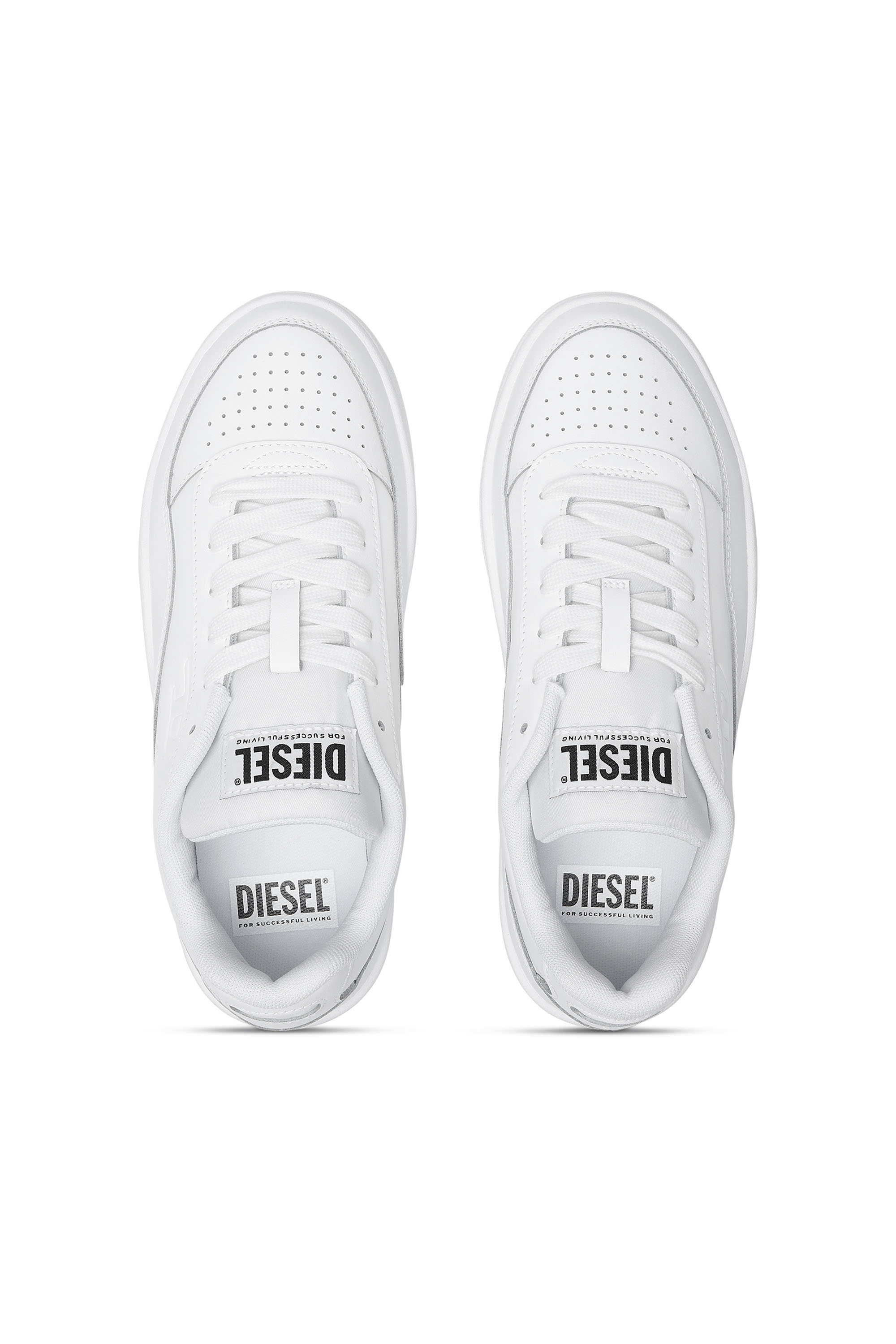 Diesel - S-TRACKER-D LOW W, Female's S-Tracker-D-Low top sneaker in ホワイト - 5