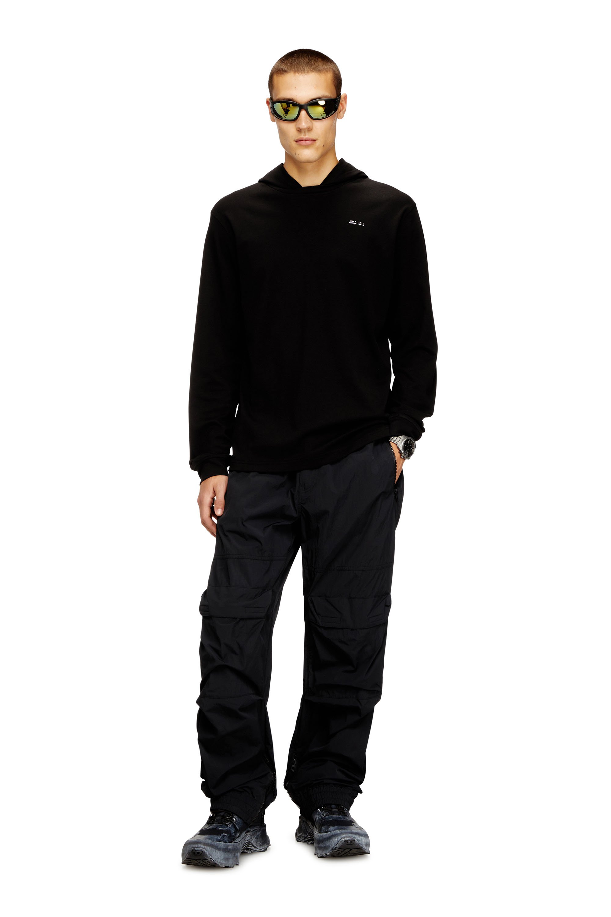 Diesel - T-BILL-LS-HOOD-MET, Male's フード付き長袖Tシャツ in ブラック - 1