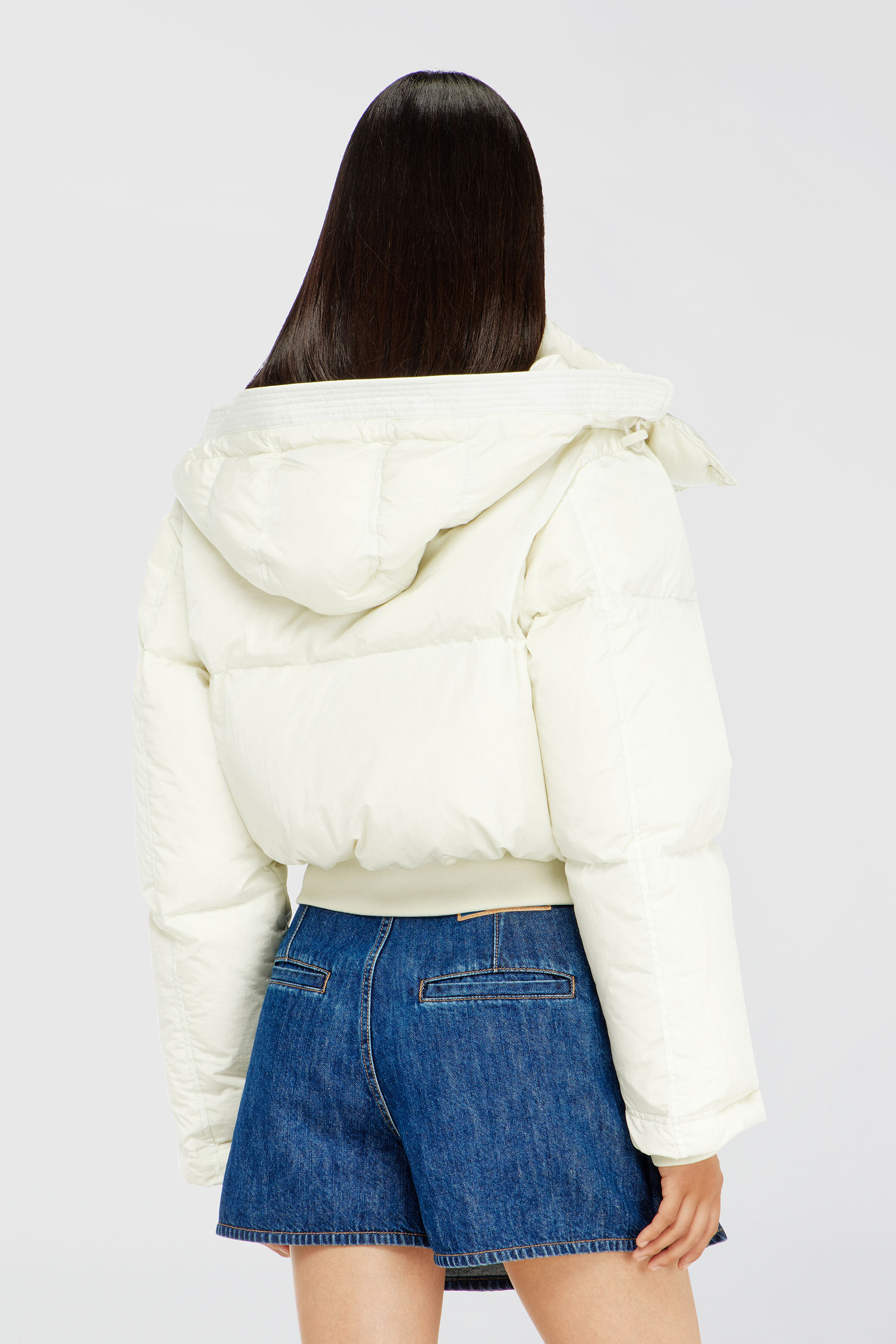 Diesel - W-PEYT-SHORT-NEW-WD, Female's ダウンジャケット in ホワイト - 5