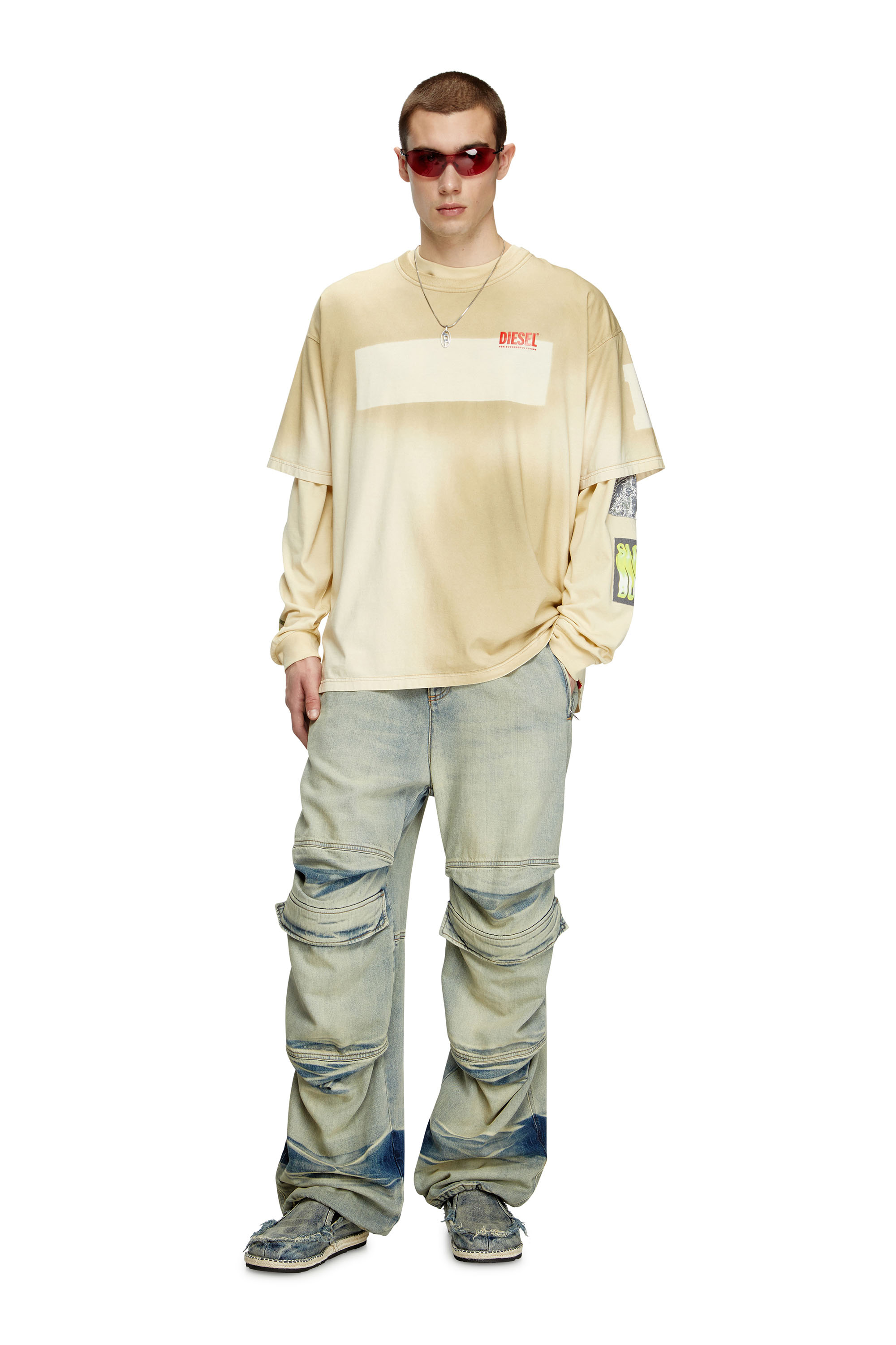 Diesel - T-BOXT-SLITS-R23, Male's Dirty-effect T-shirt with contrast effects in ベージュ - 2