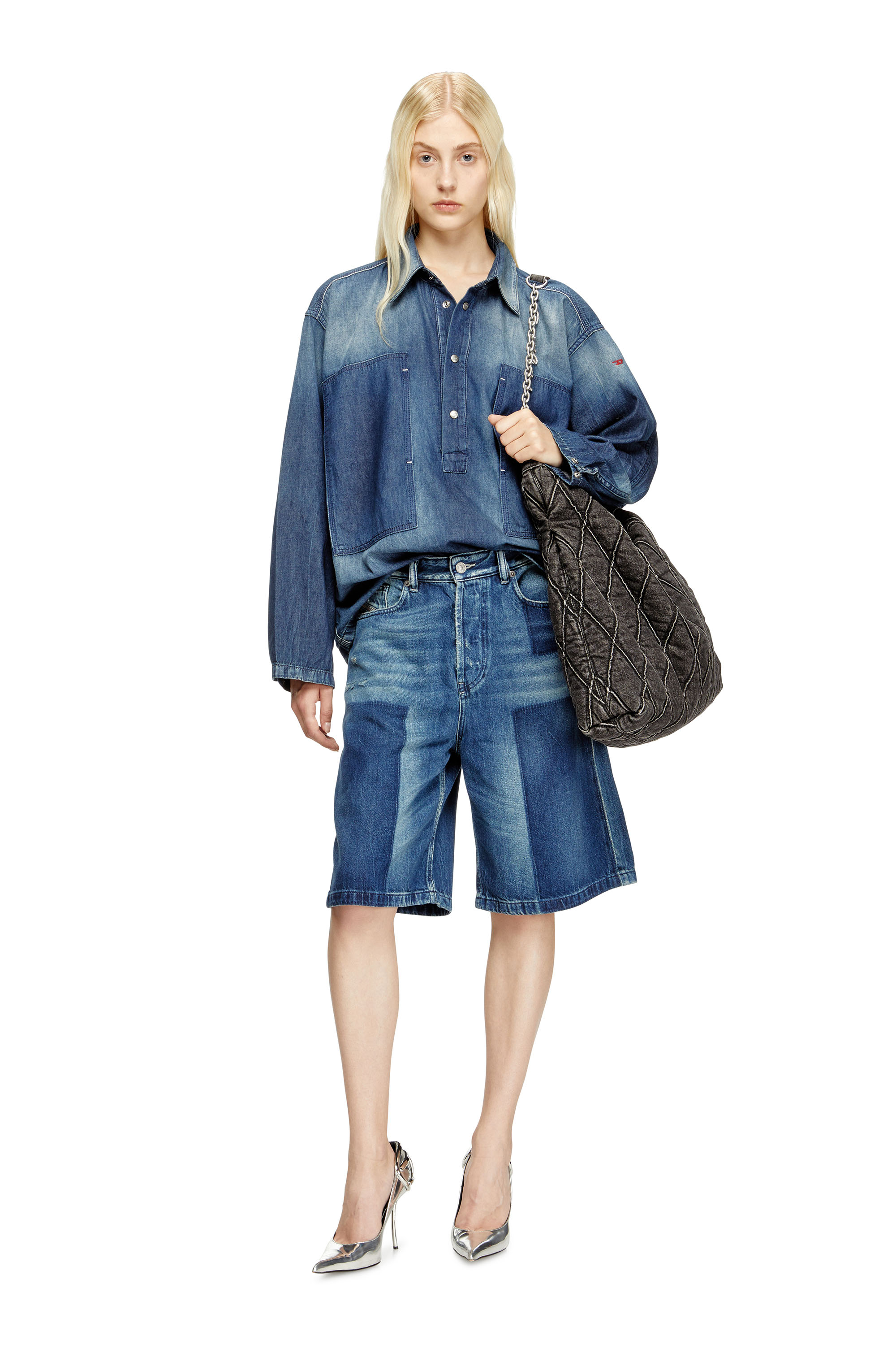 Diesel - DE-SIRE-SHORT, Female's Shorts in contrast-effect denim in ミディアムブルー - 1