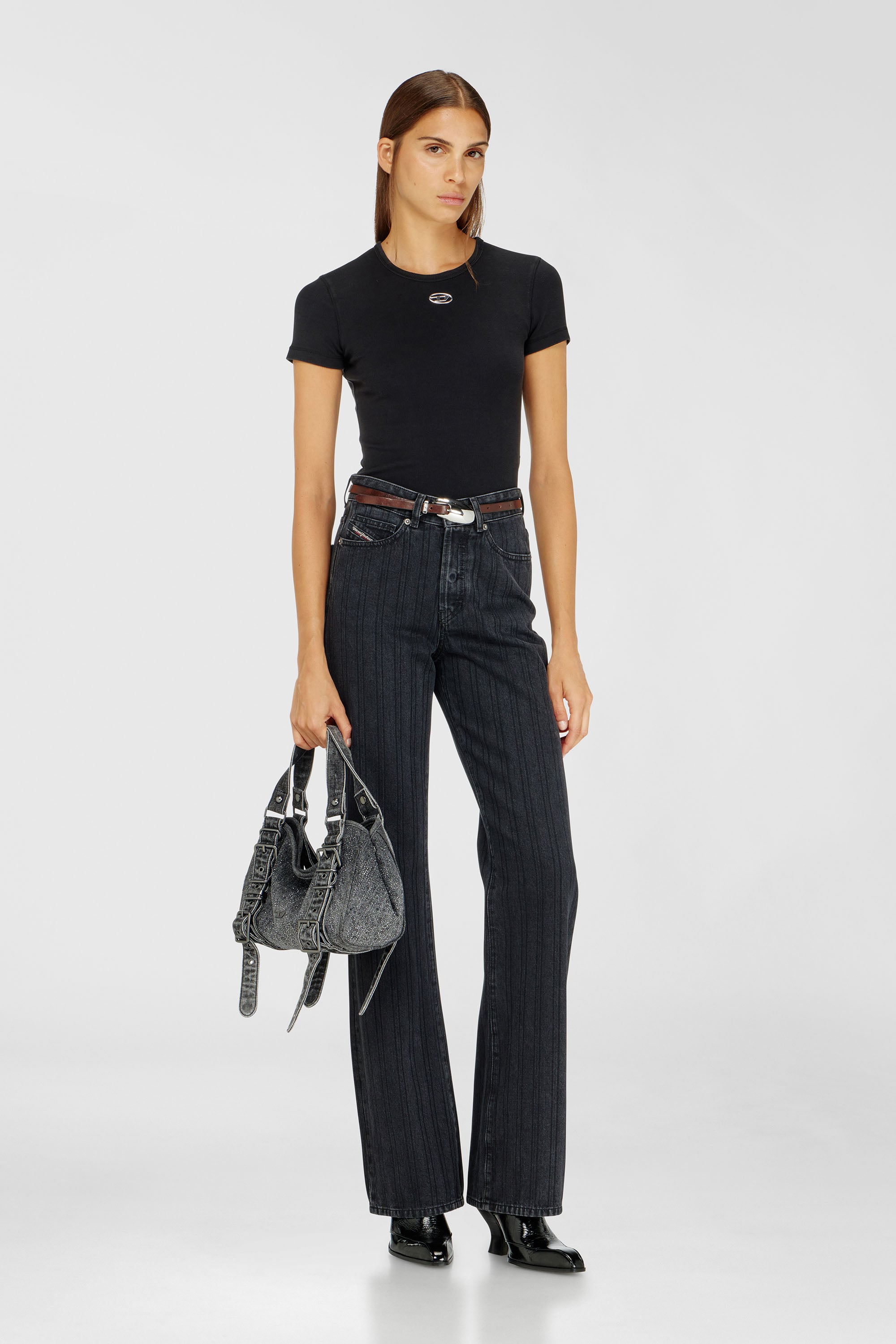 Diesel - T-ELE-LONG-OD, Female's 半袖トップ in ブラック - 2