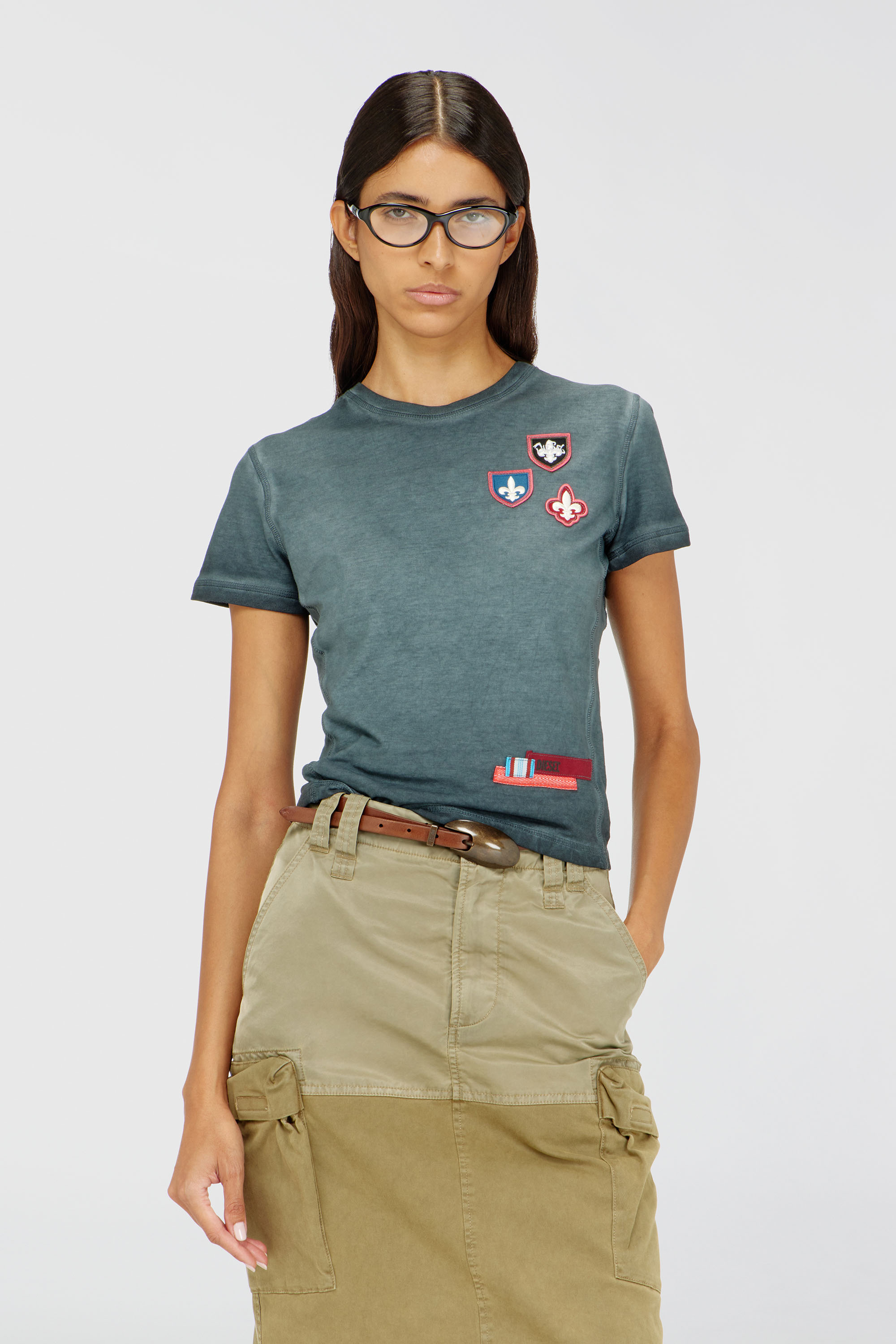 Diesel - T-UNCUTY-WAF, Female's Tシャツ in ダークグリーン - 1