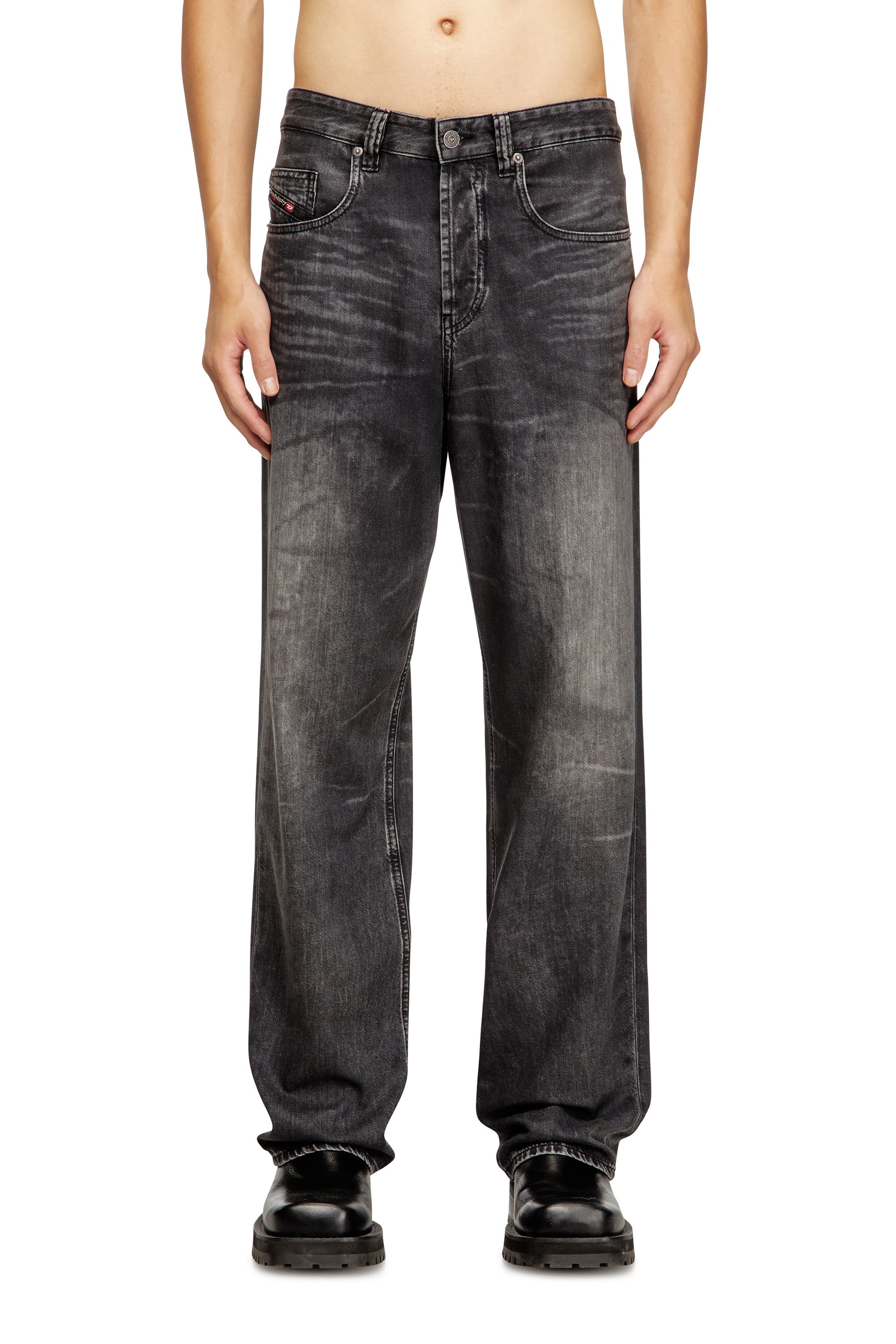Diesel - Male's Relaxed Jeans 2001 D-Macro 0CEBC, ブラック/ダークグレー - 1