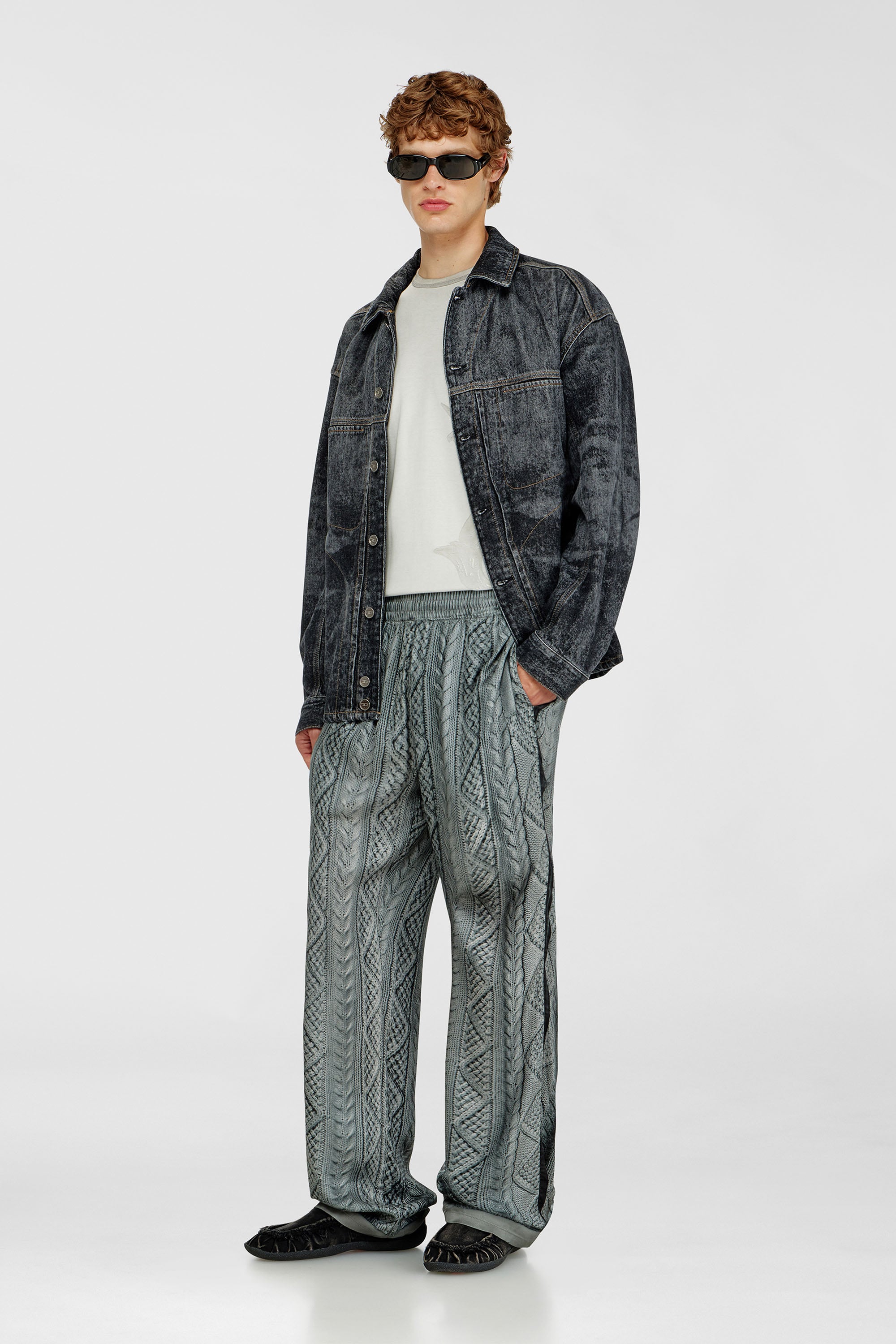 Diesel - P-THECK-EFBN, Male's パンツ in グレー - 1