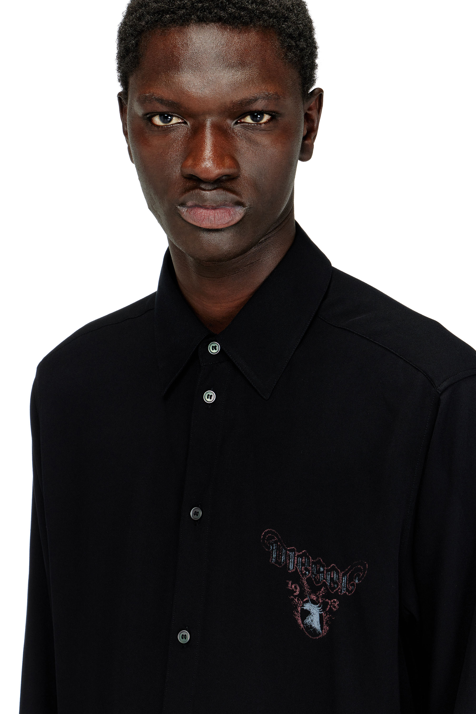 Diesel - S-HOLGER, Male's Fluid shirt with faded print in ブラック - 4