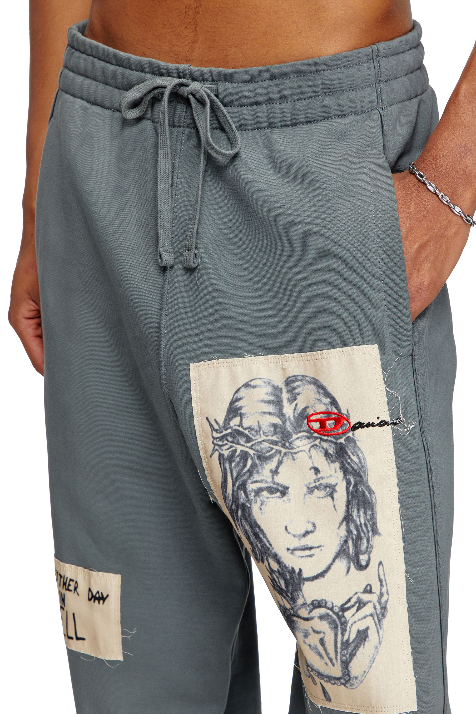 Diesel - P-MARTYANS-DD, Unisex's Track pants with tattoo patches in グレー - 5