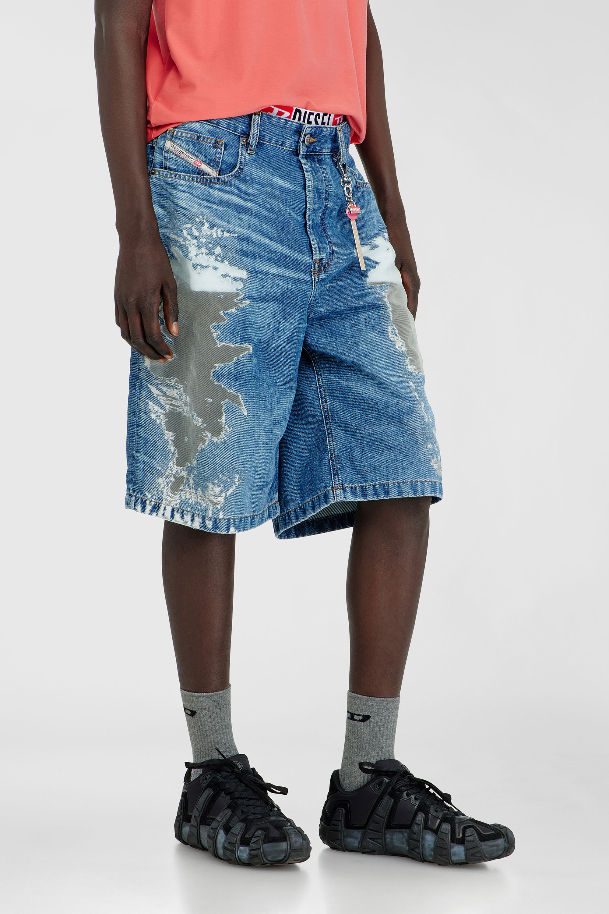 Diesel - PR-DE-SIRE-SHORT, Unisex's Shorts in devor&eacute; denim in ミディアムブルー - 7