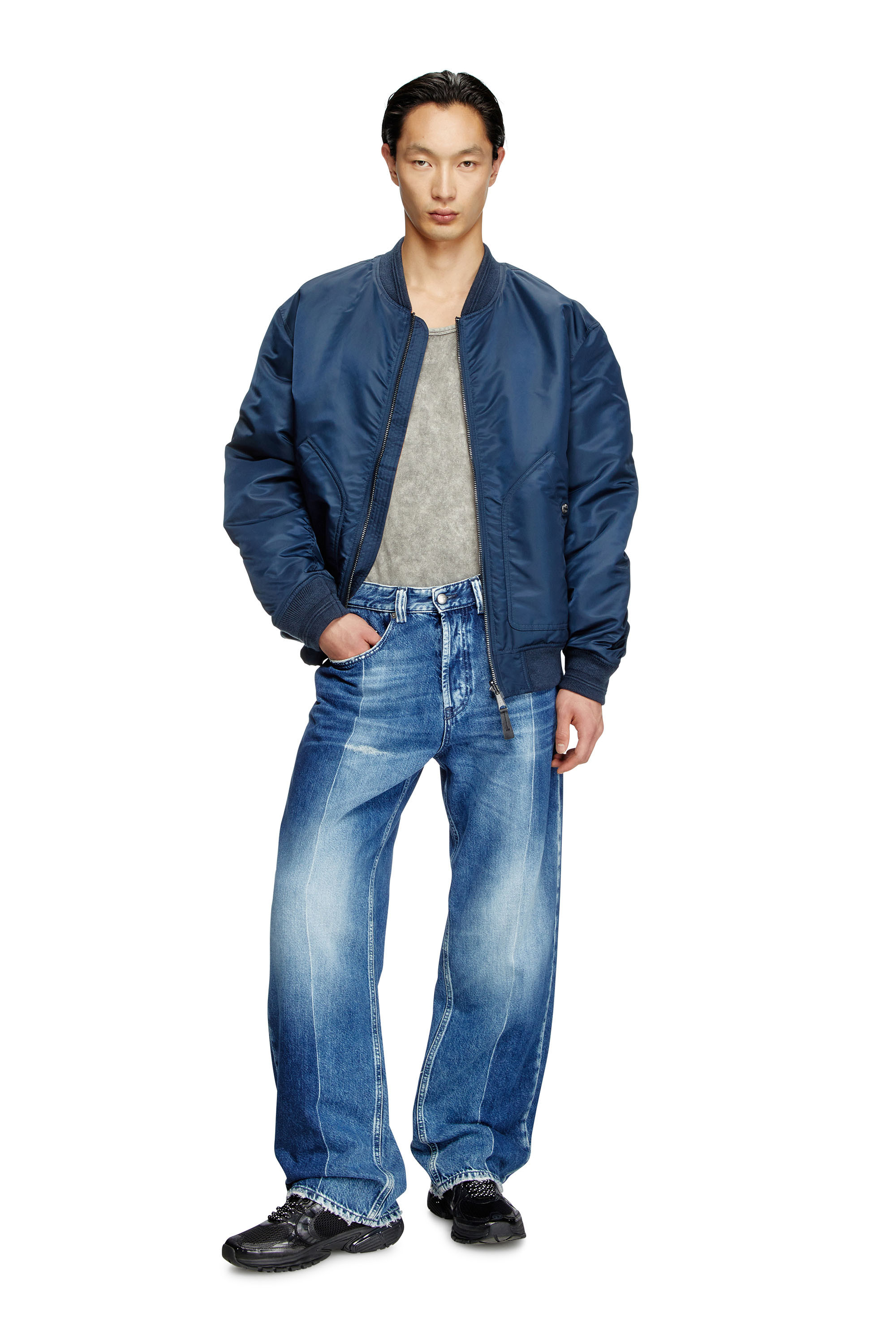 Diesel - Male's Relaxed Jeans 2001 D-Macro 09L48, ミディアムブルー - 2