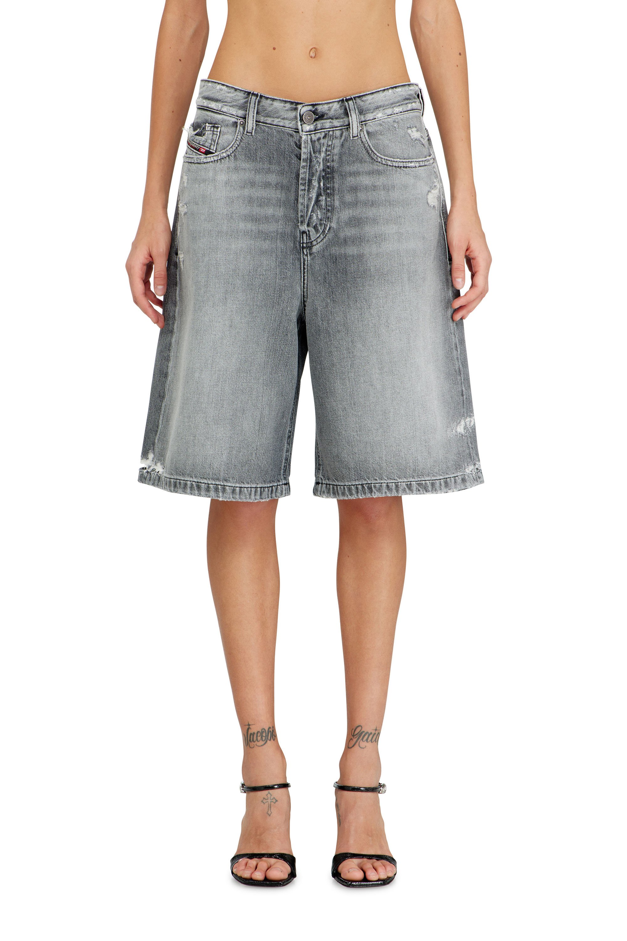 Diesel - DE-SIRE-SHORT, Female's Denim shorts with frayed hems in グレー - 3