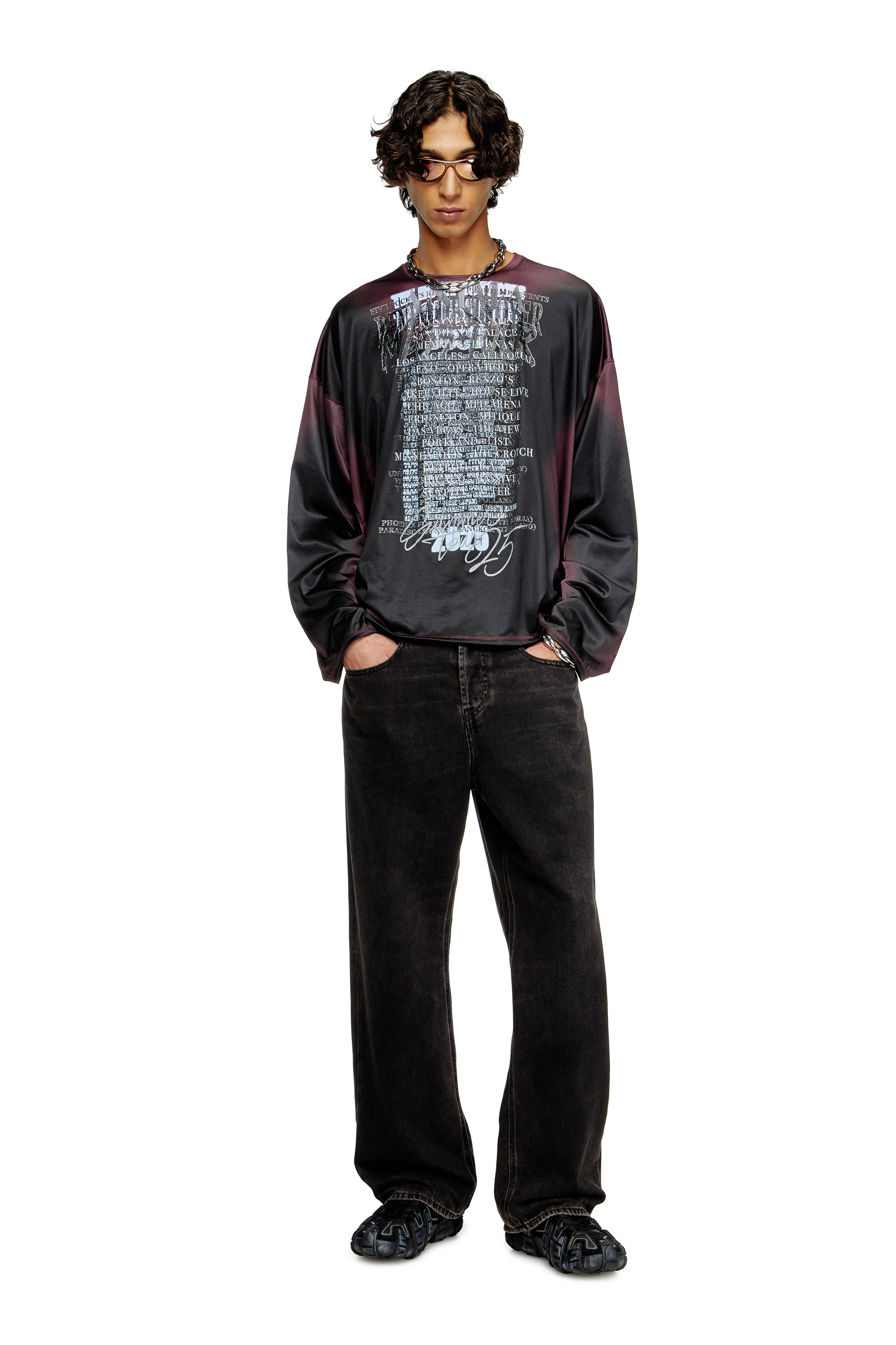 Diesel - T-OLAVI-AA, Unisex's Long-sleeve tech-jersey T-shirt with lyrics print in ブラック/バイオレット - 1