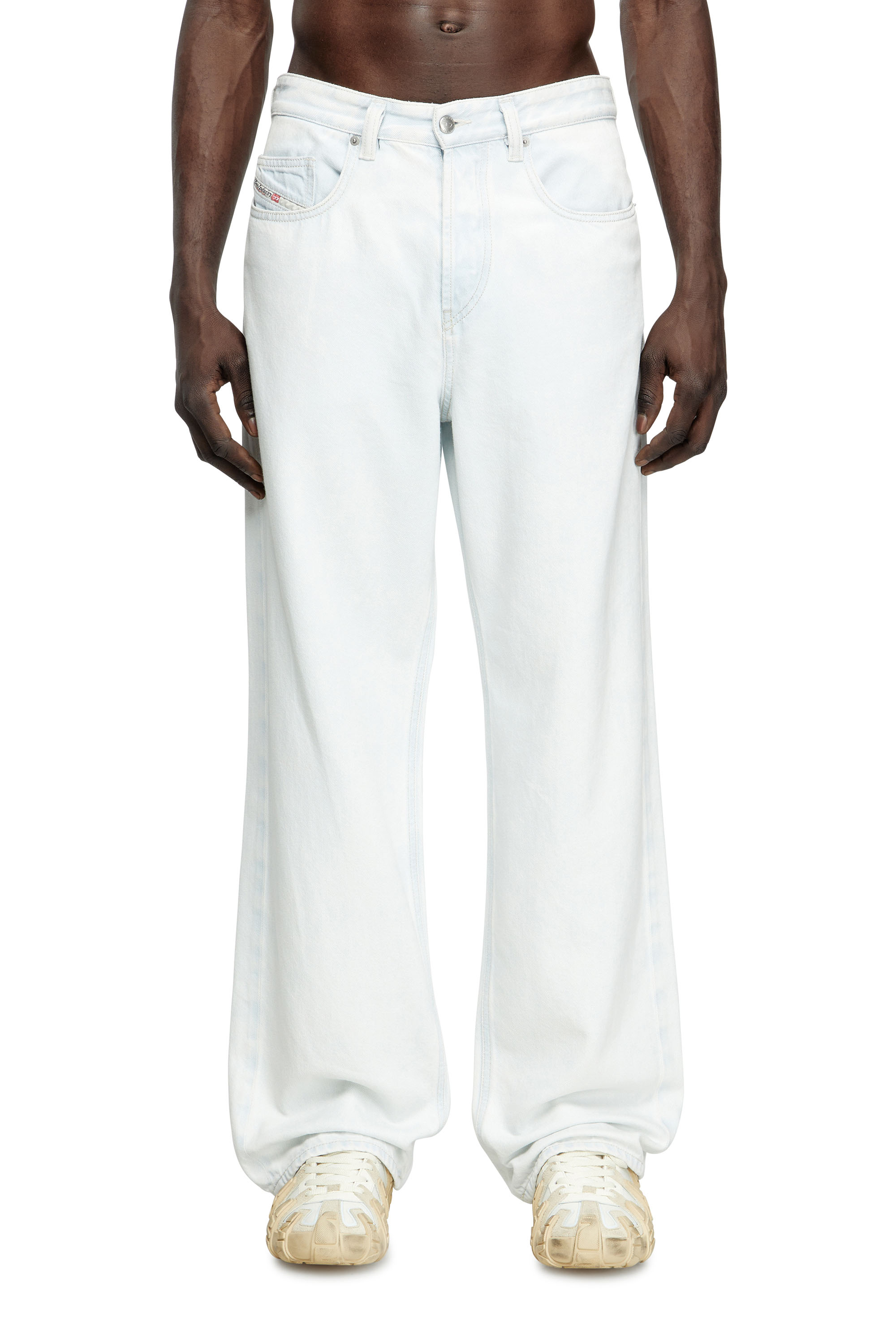 Diesel - Male's Relaxed Jeans 2001 D-Macro 09M08, ライトブルー - 3