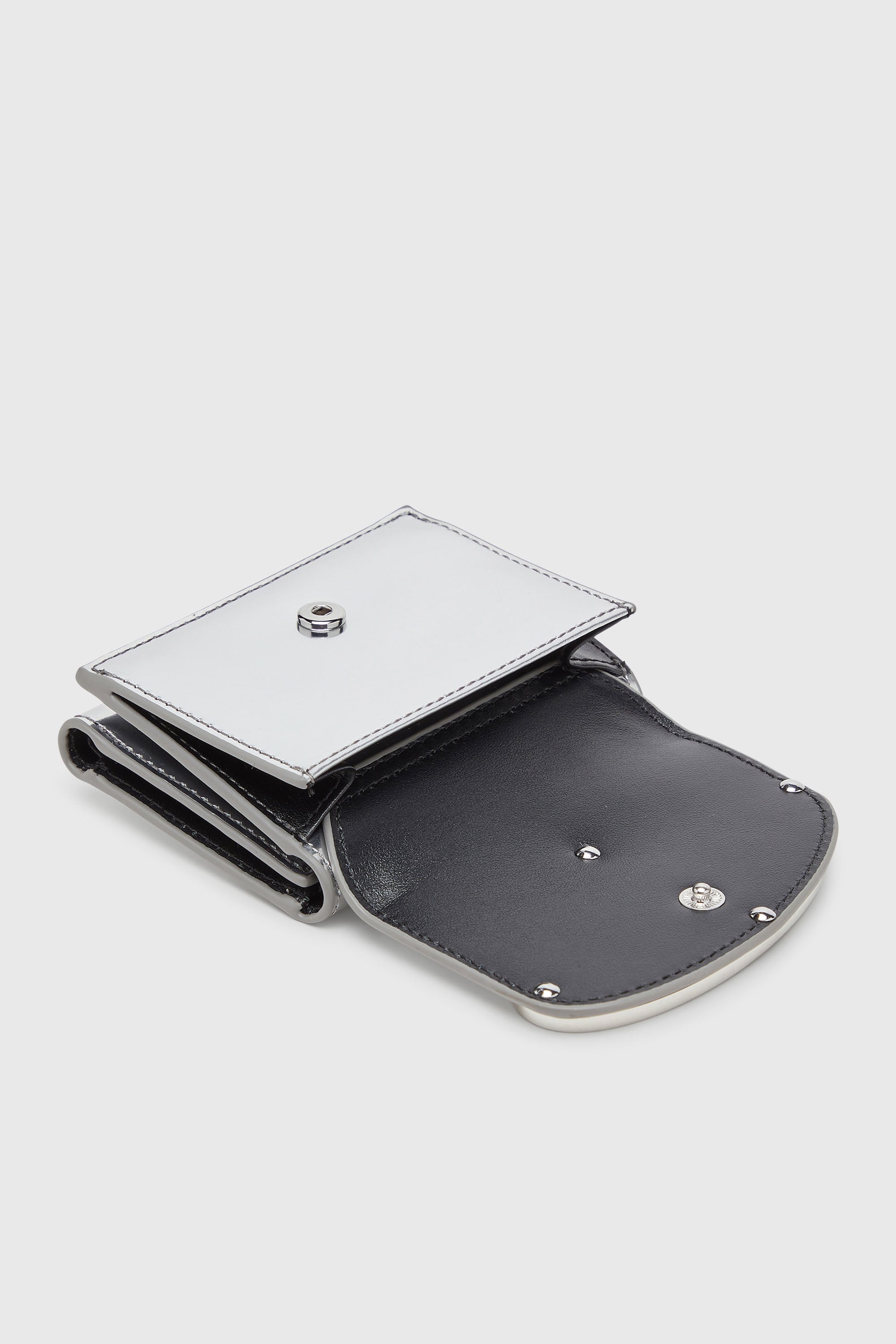 1DR TRI FOLD COIN XS 三つ折りウォレット｜シルバー｜ウィメンズ｜DIESEL
