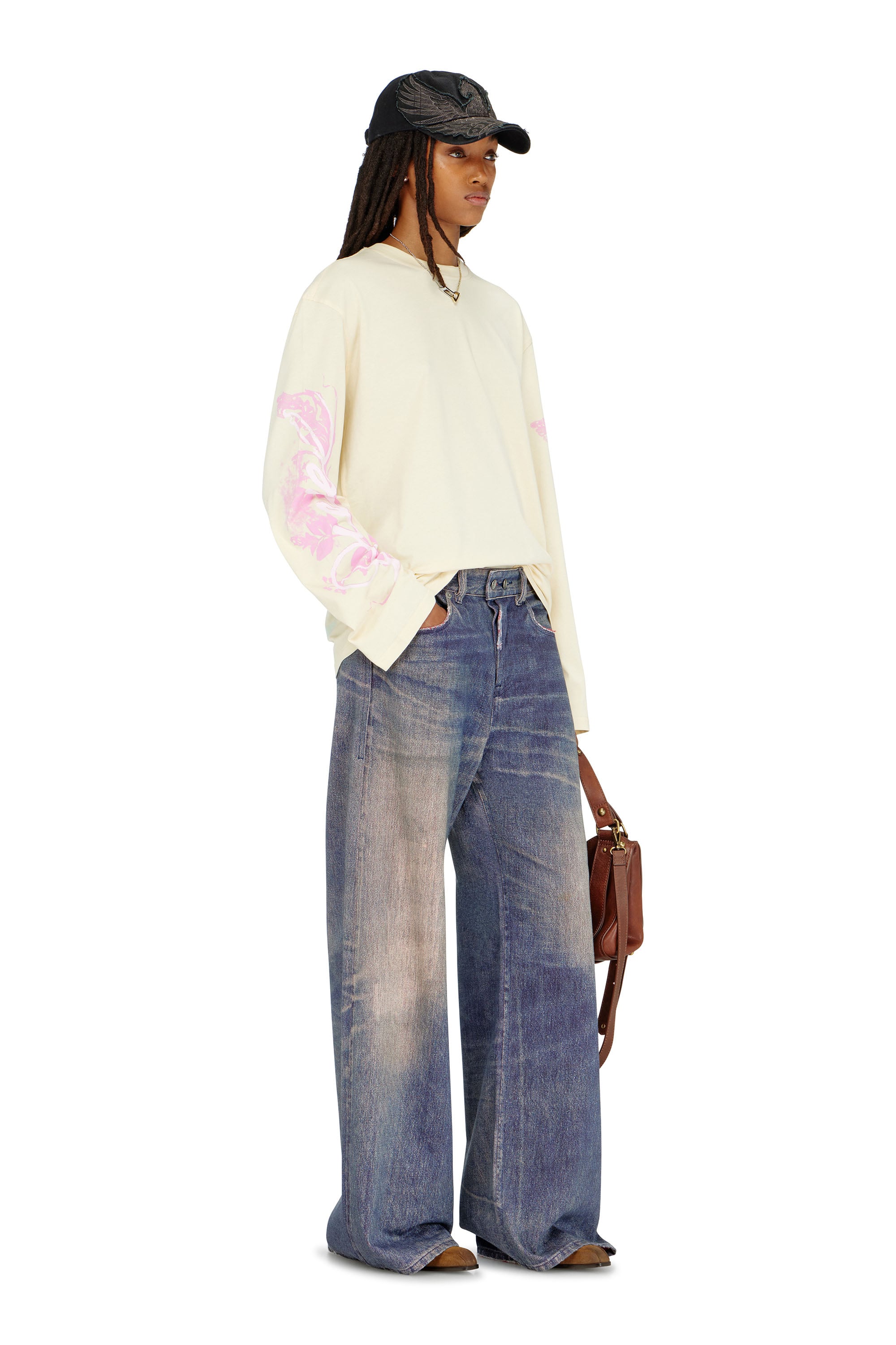 Diesel - T-HILARY-LS-AA3, Female's 長袖Tシャツ in ホワイト - 3