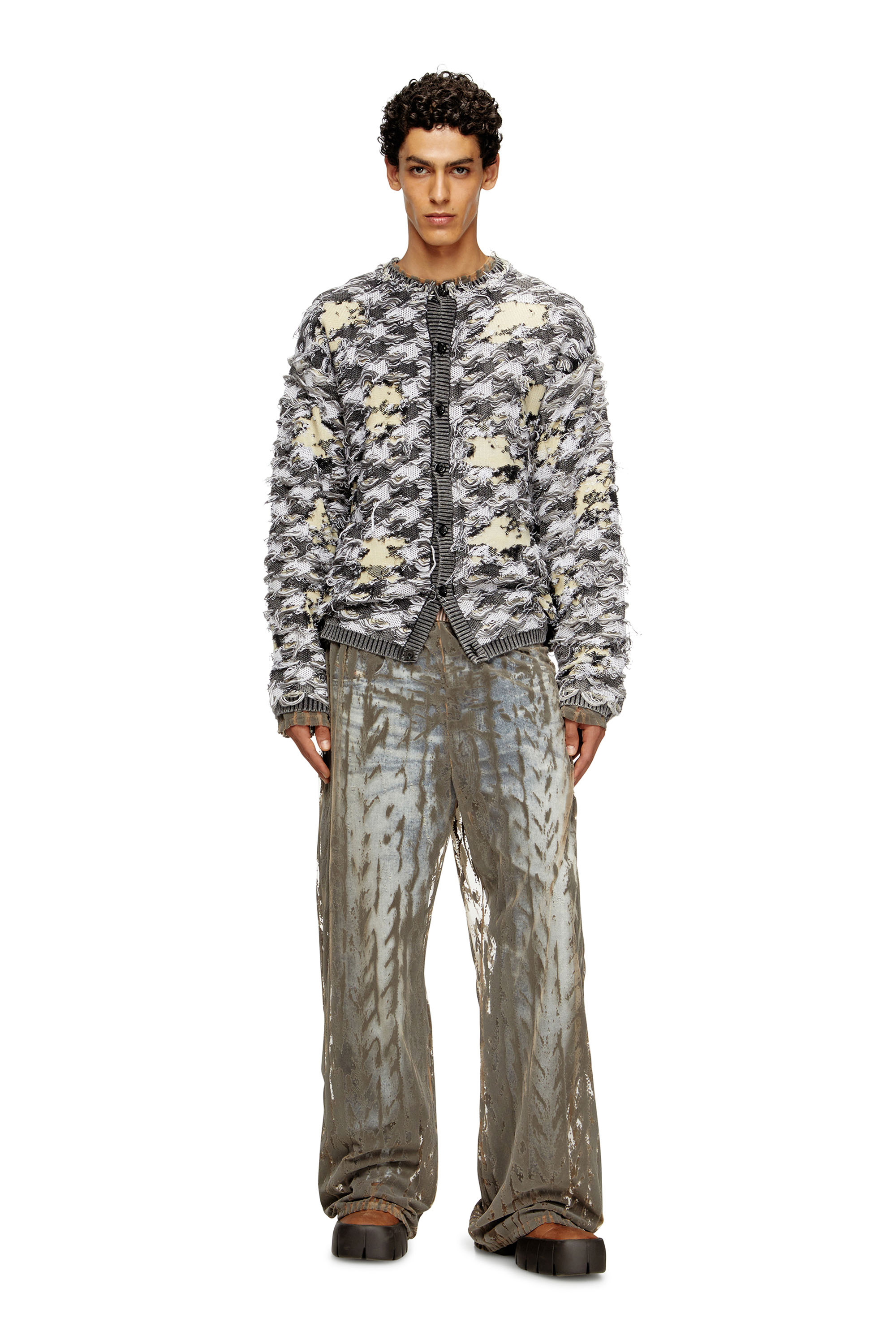 Diesel - K-VALBOR, Male's Cardigan in devor&eacute; houndstooth jacquard in ベージュ/グレー - 1