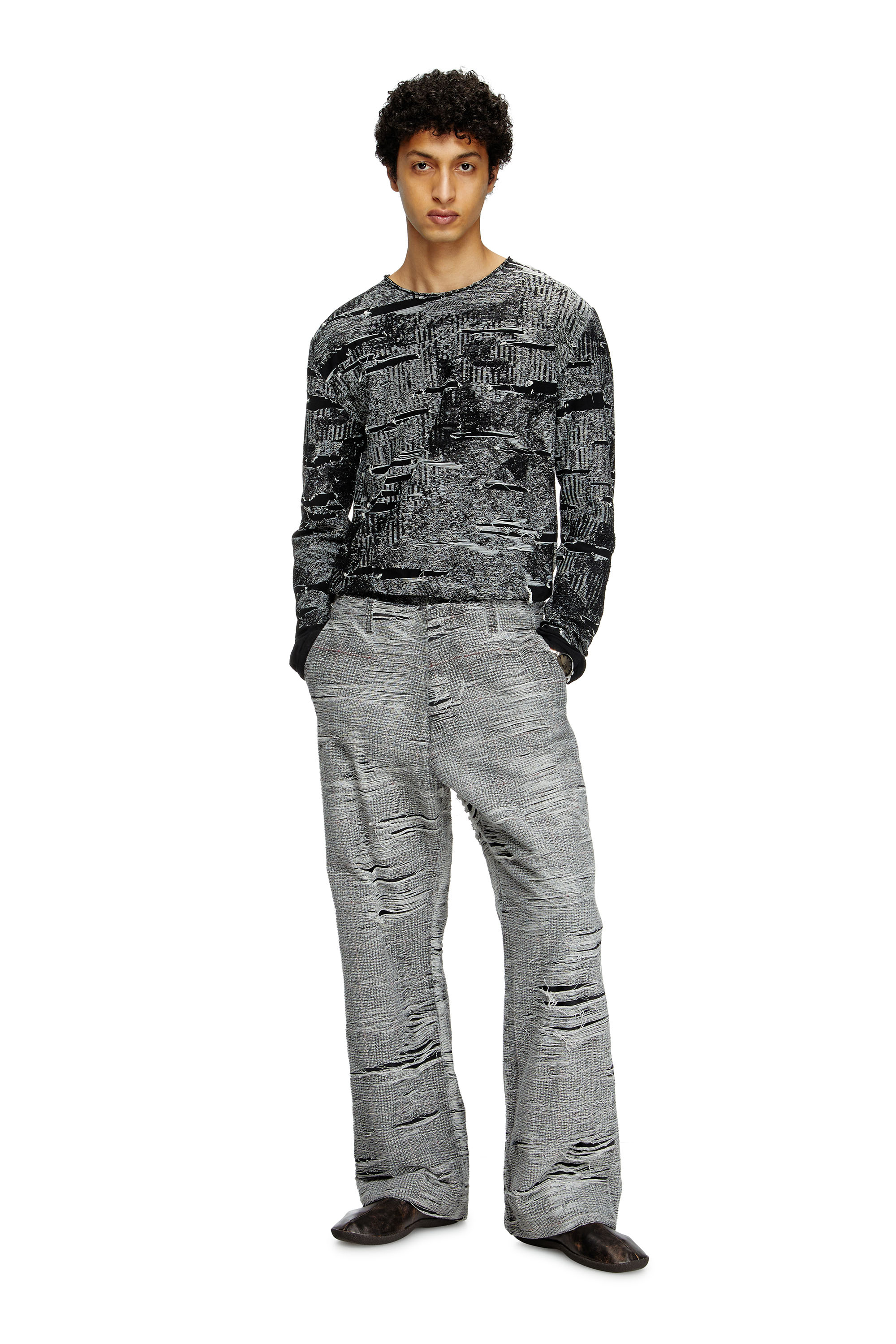 Diesel - K-CADMO, Male's Jumper with engineered distressing in ブラック - 1